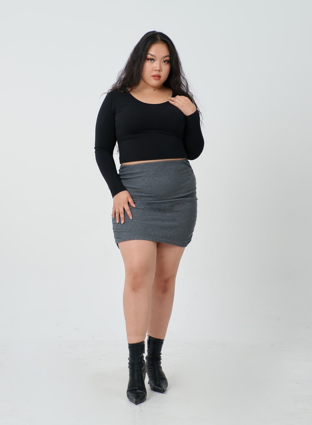 Plus U-Neck Long Sleeve Cropped Top ID27