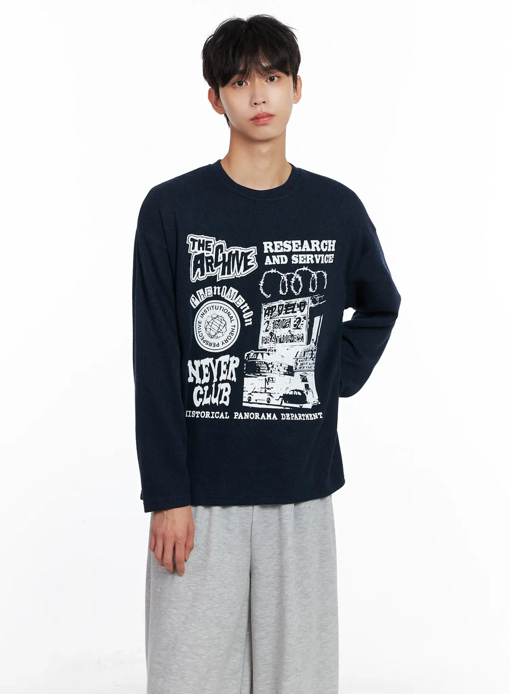 Men's Graphic Knit Long-Sleeve Top IS519