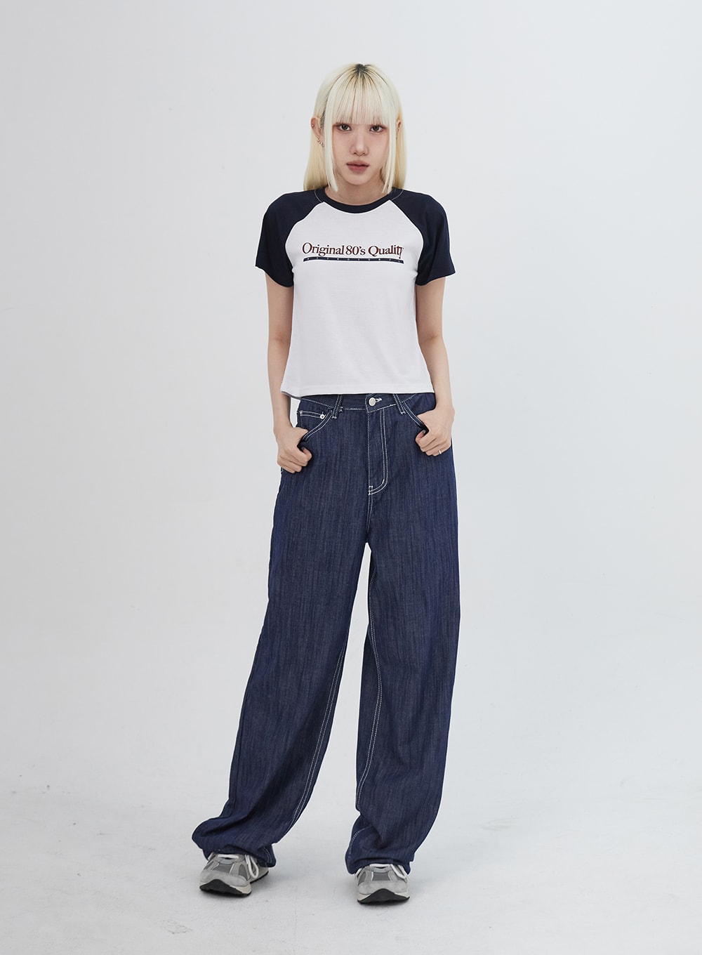 Two Color Graphic Tee IU313