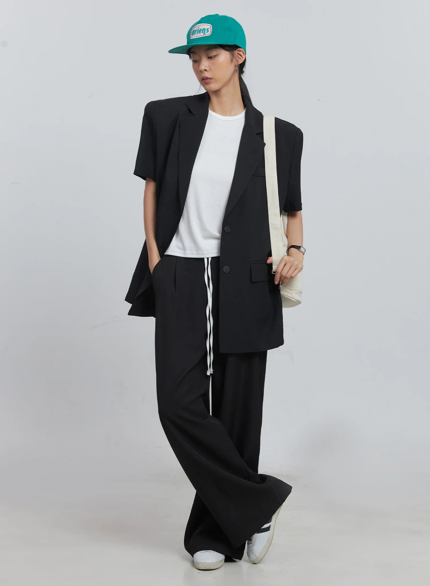 Layered Pintuck Wide-Leg Pants IU512