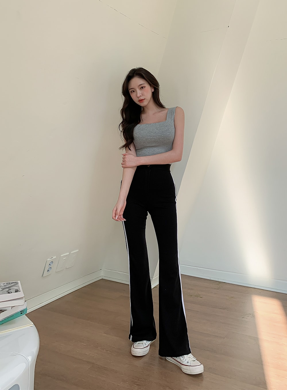 Essential Square Neck Cami Sleeveless Top IM12