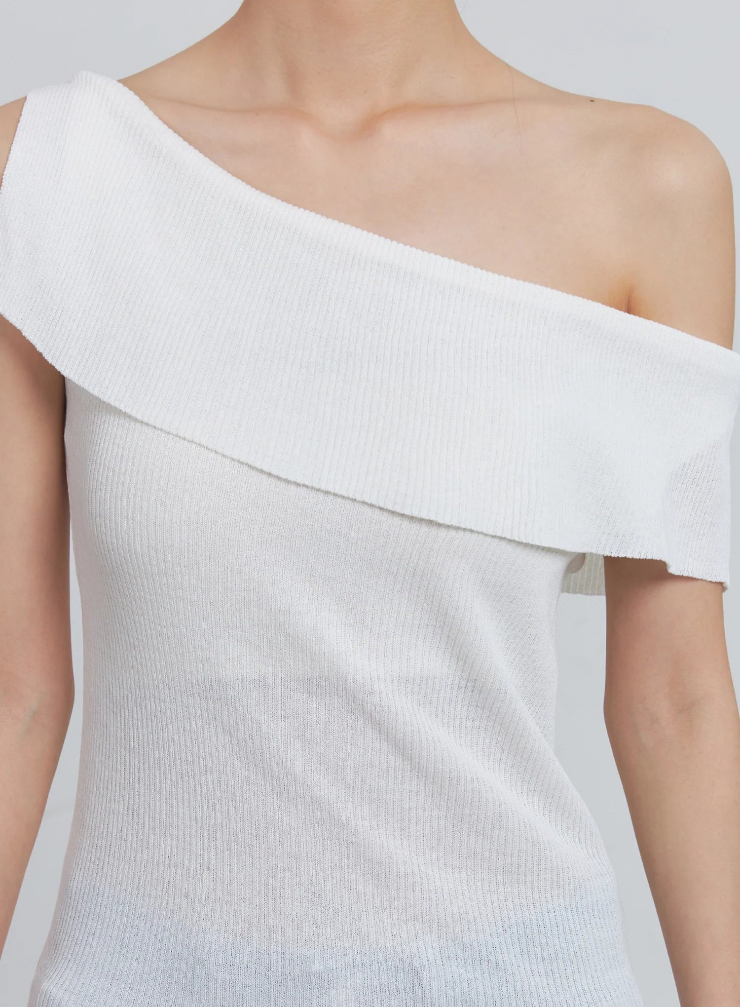 Off-Shoulder Linen Blouse IU512