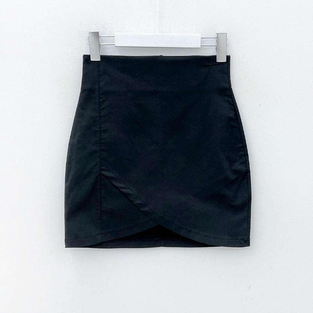 Tulip Mini Skirt IM12