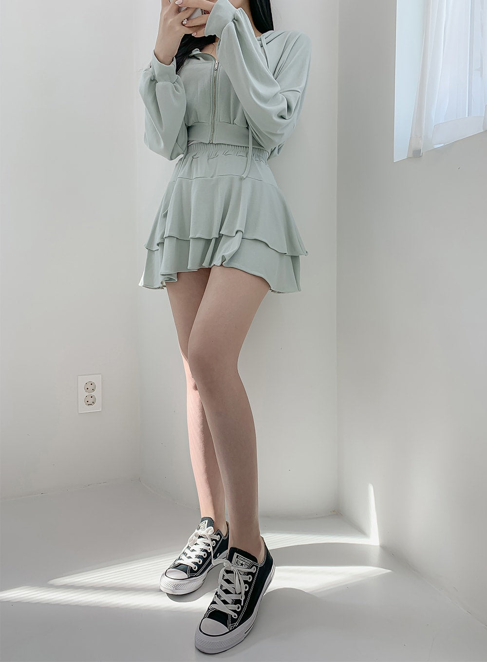 Cropped Zip Up Hoodie IM12