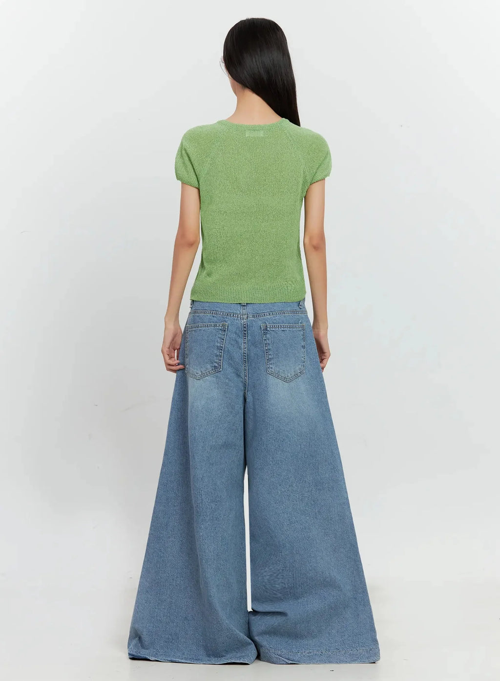 Mesh V-Neck Short-Sleeve Top IL528