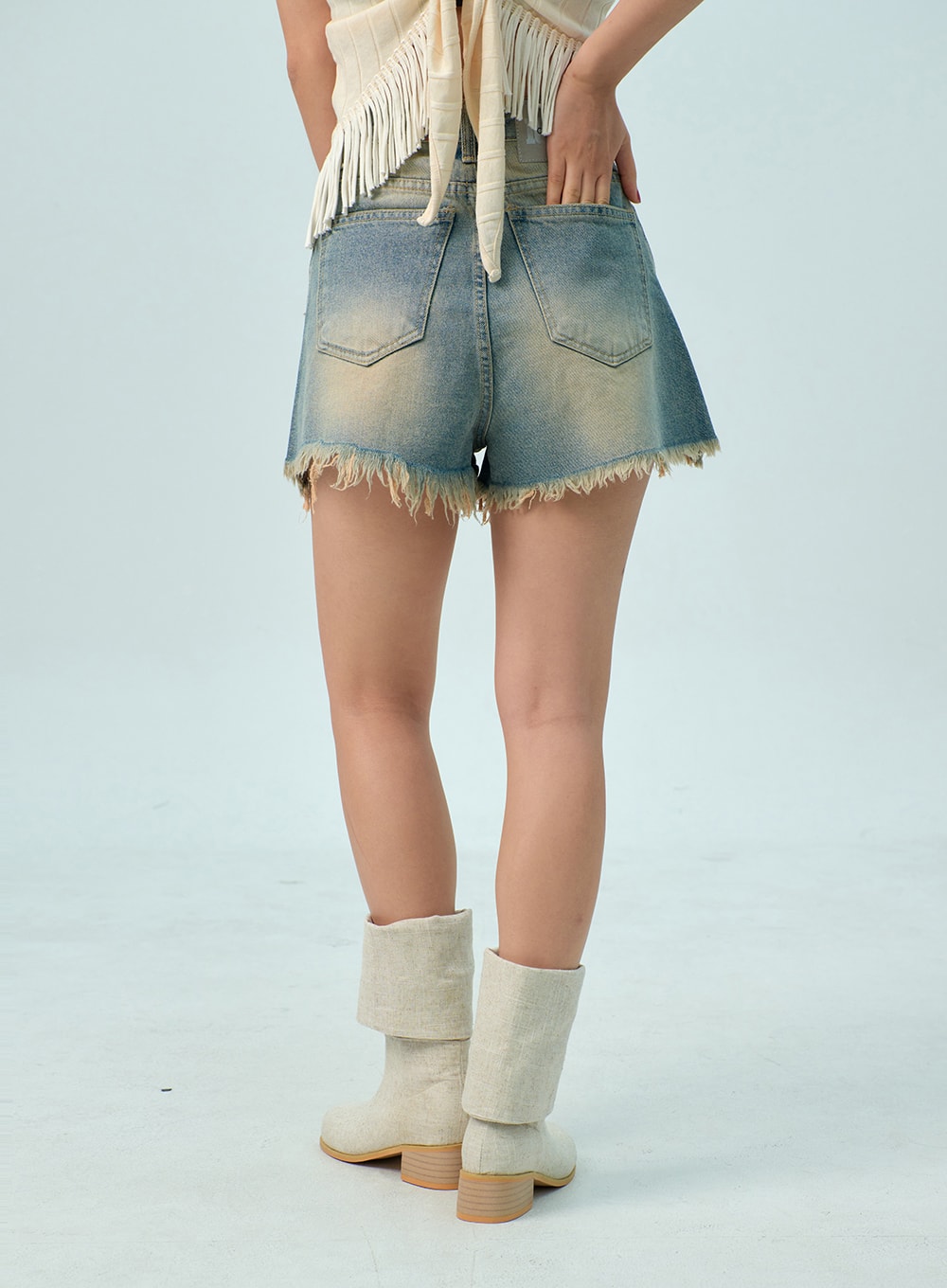Mid-Rise Denim Shorts BU308