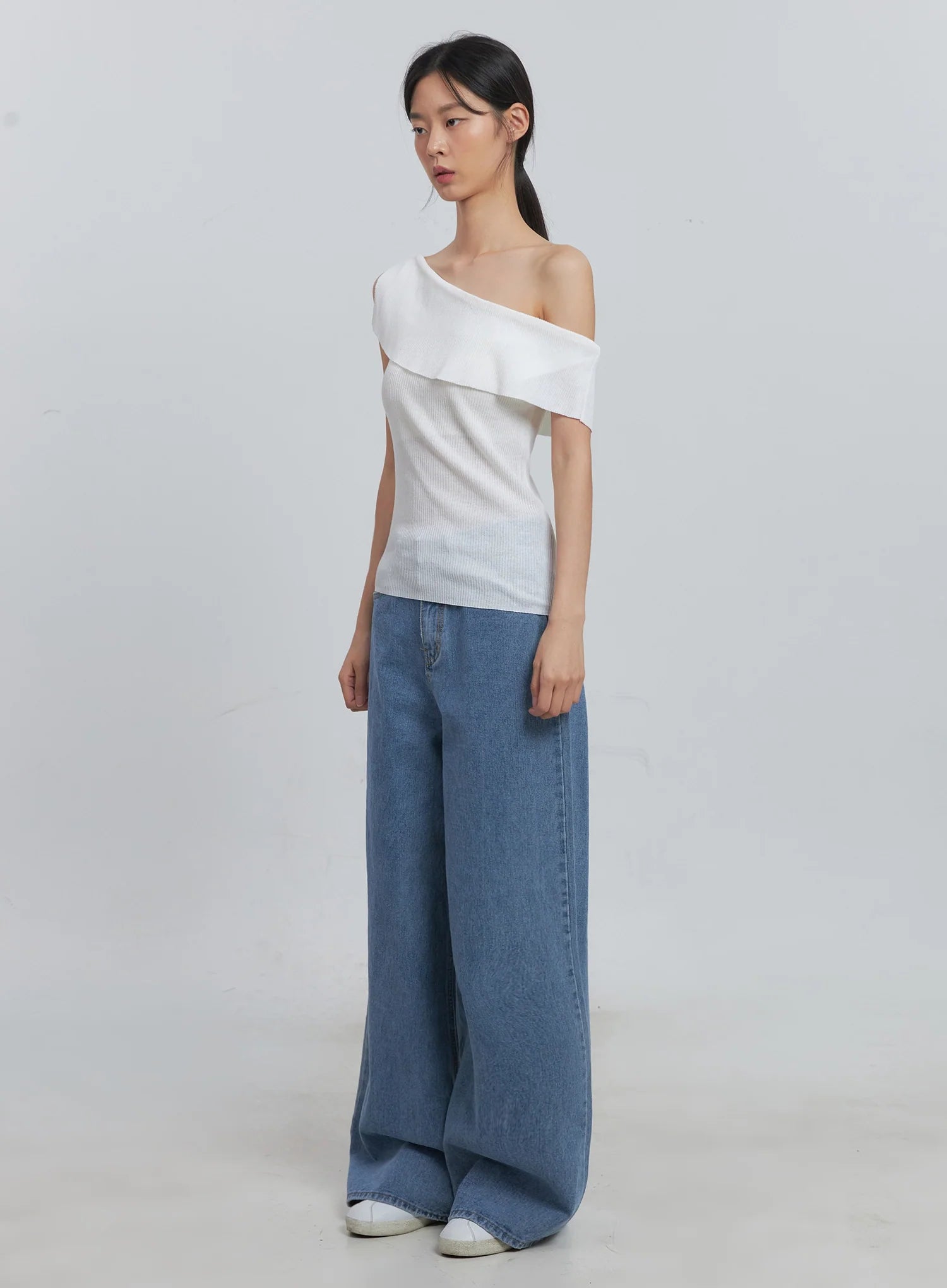 Off-Shoulder Linen Blouse IU512