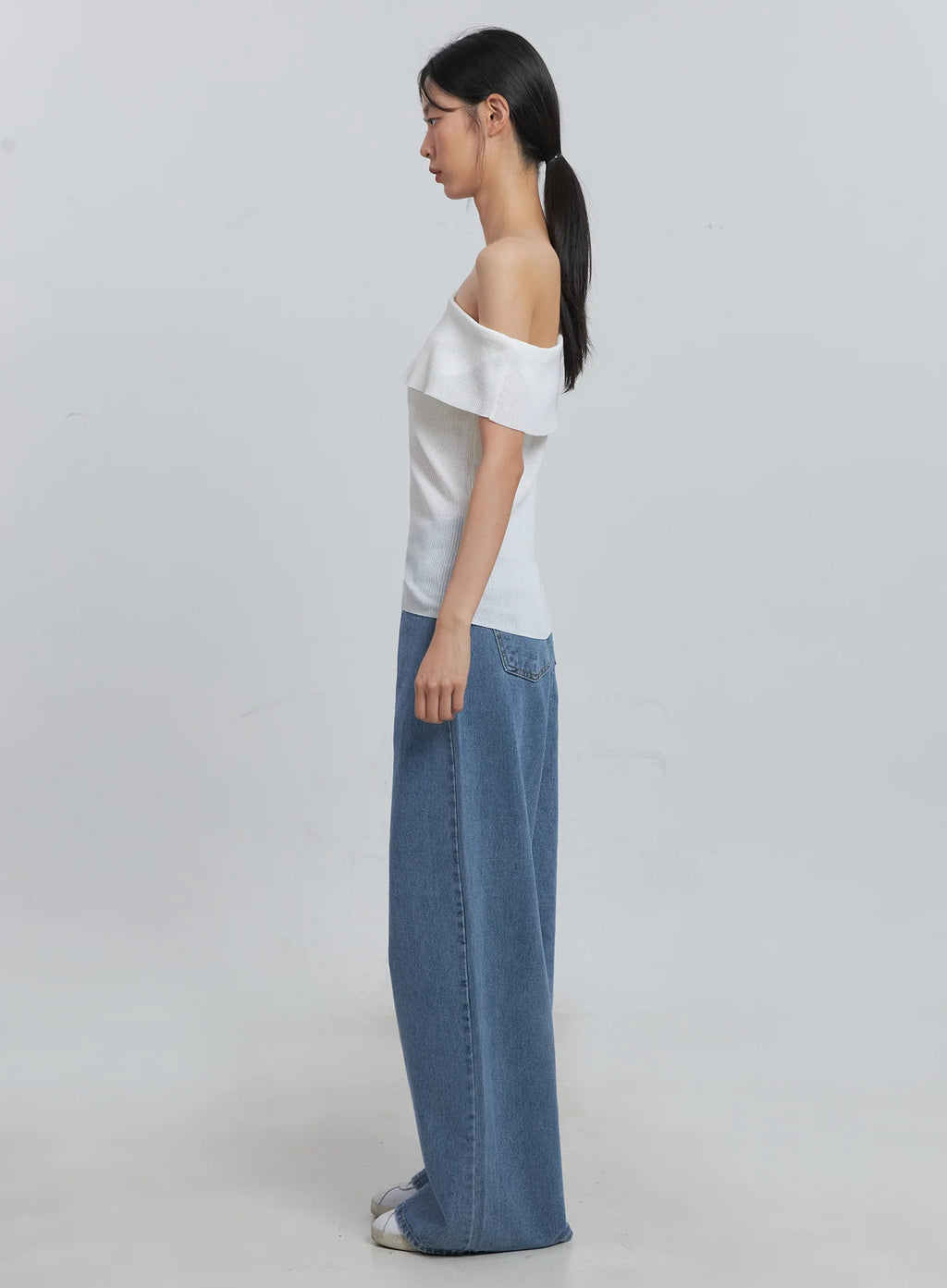 Off-Shoulder Linen Blouse IU512