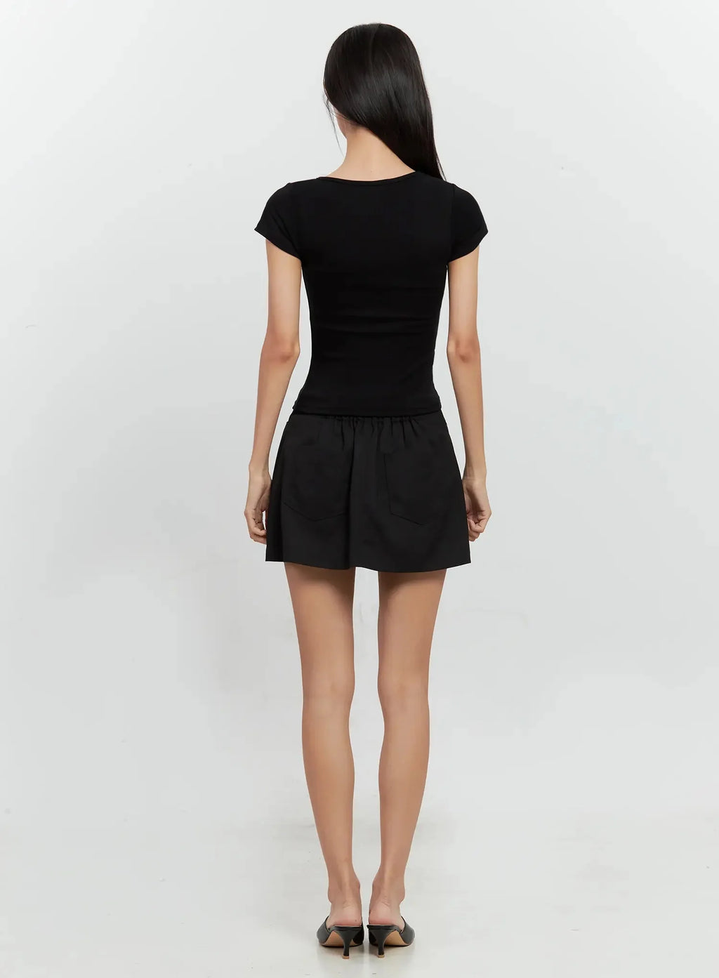 Round Neck Short-Sleeve Top IL528