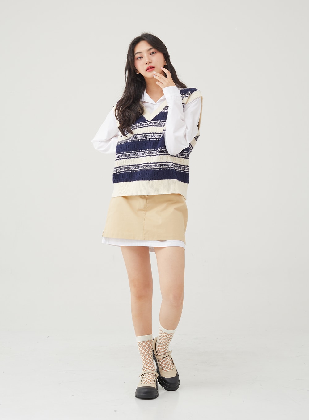 Basic Tone Down Color Crop Shirt BG23