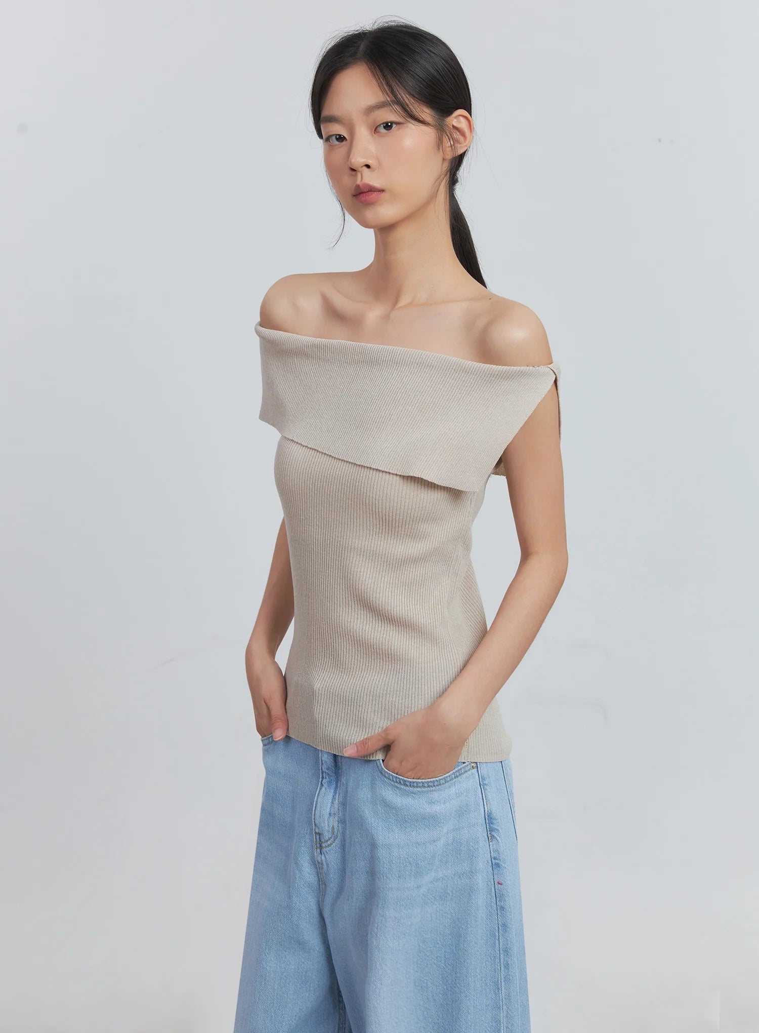 Off-Shoulder Linen Blouse IU512