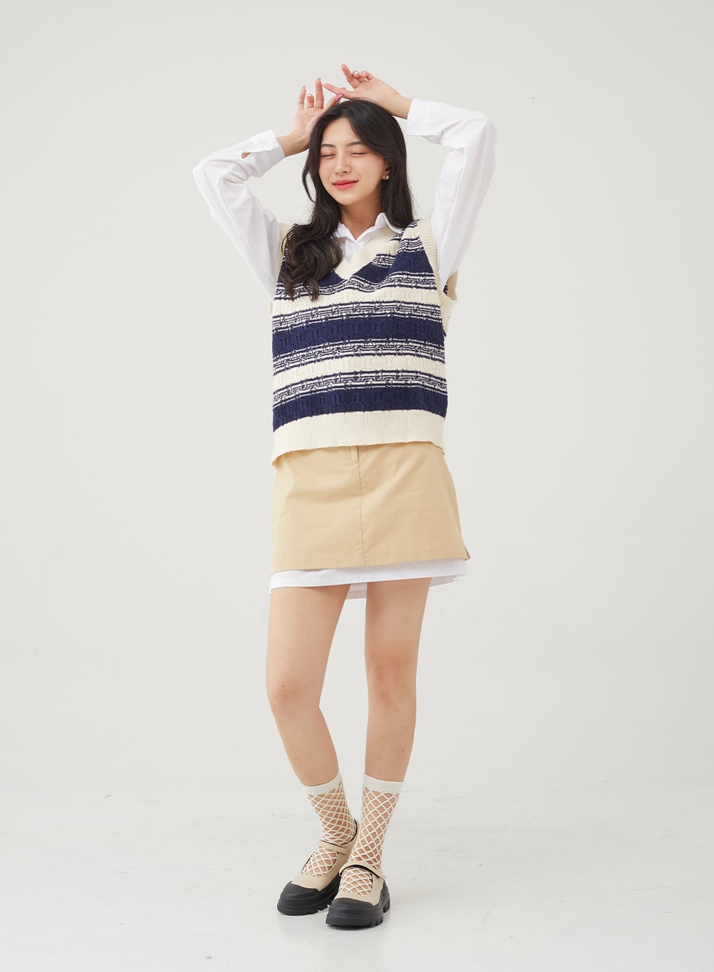 Basic Tone Down Color Crop Shirt BG23