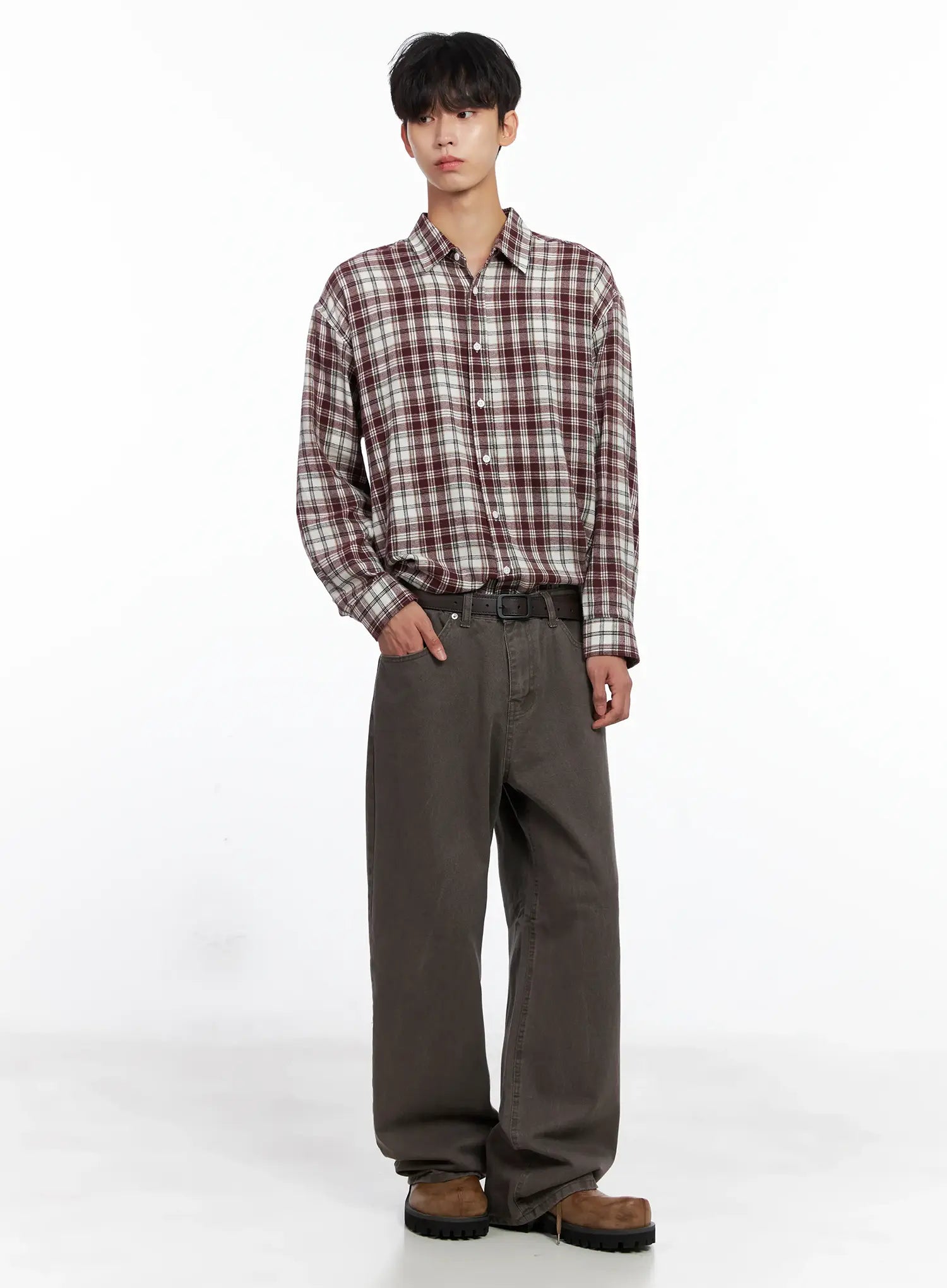 Men's Classic Plaid Button-Up Shirt IS519