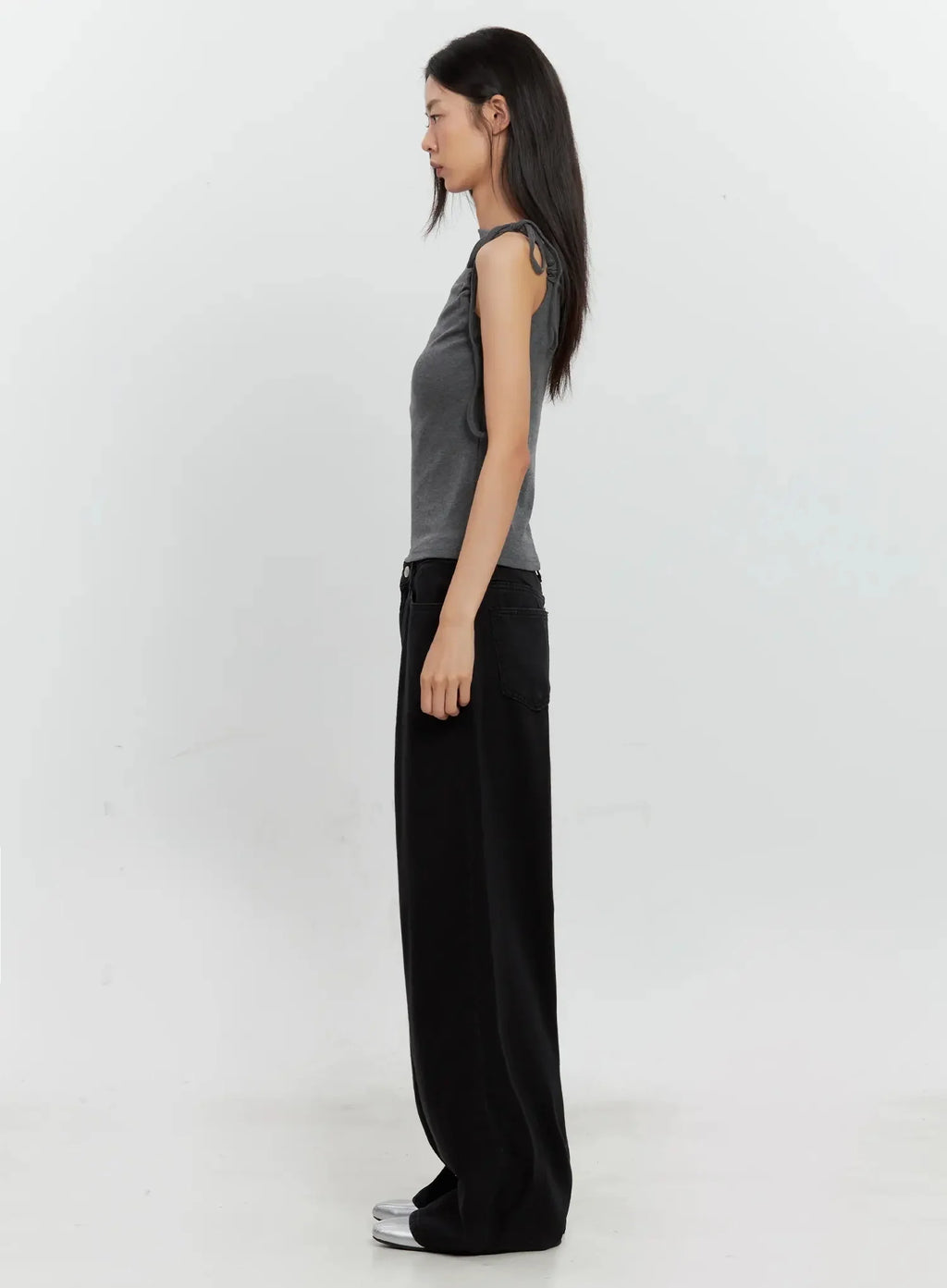 Asymmetric High Neck Tank Top IL528