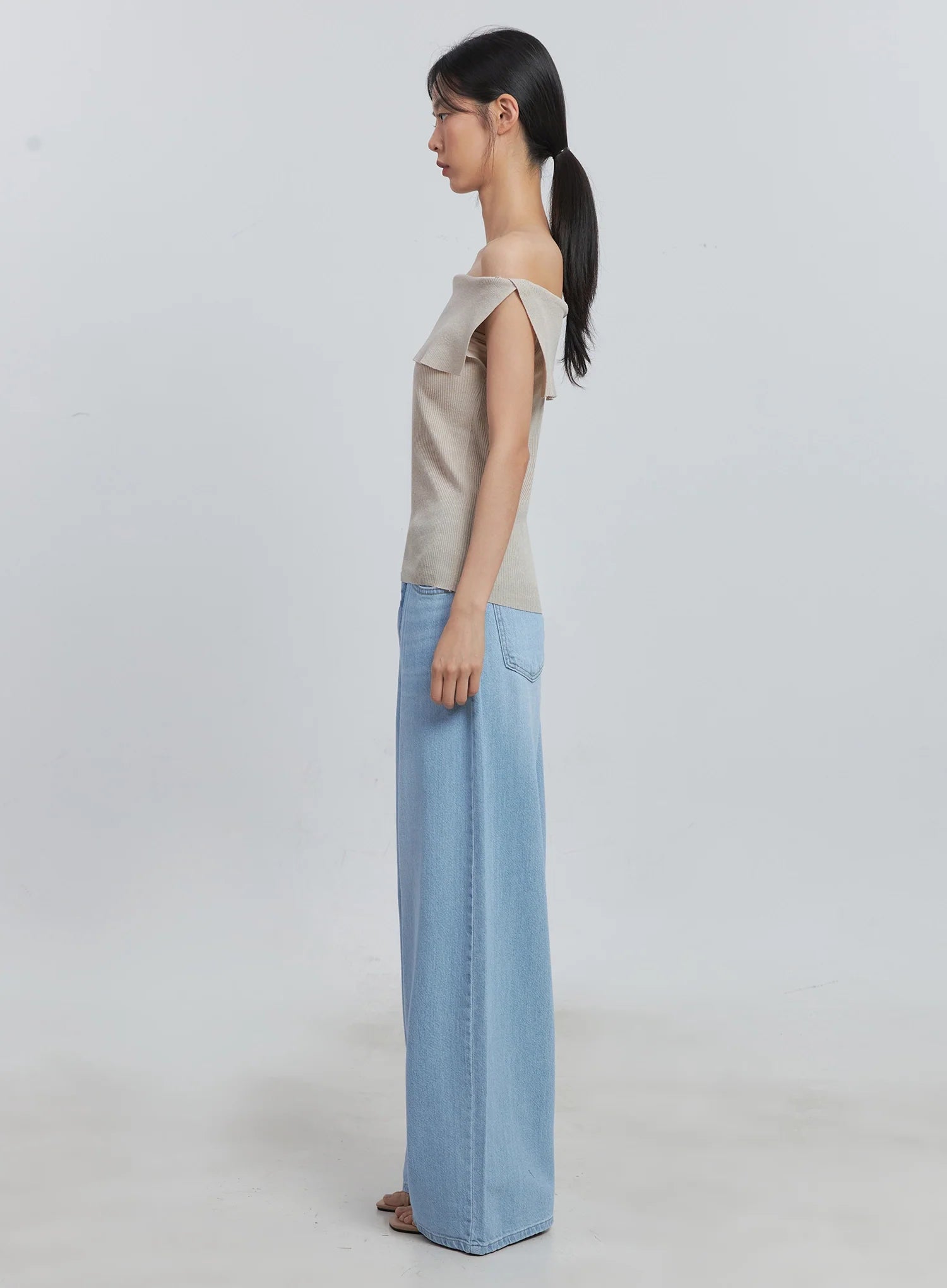 Off-Shoulder Linen Blouse IU512