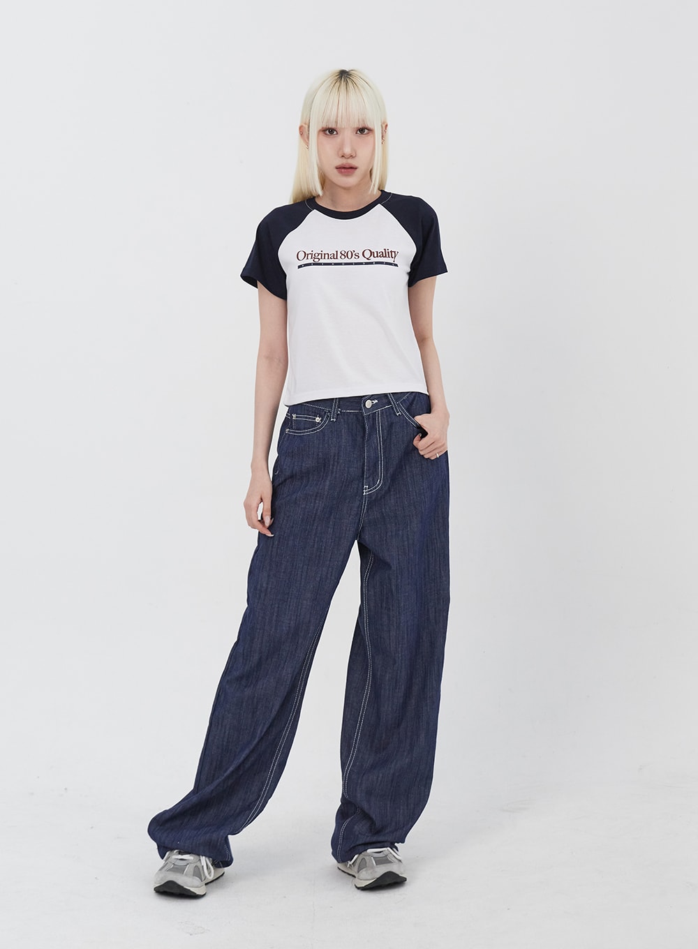 Two Color Graphic Tee IU313