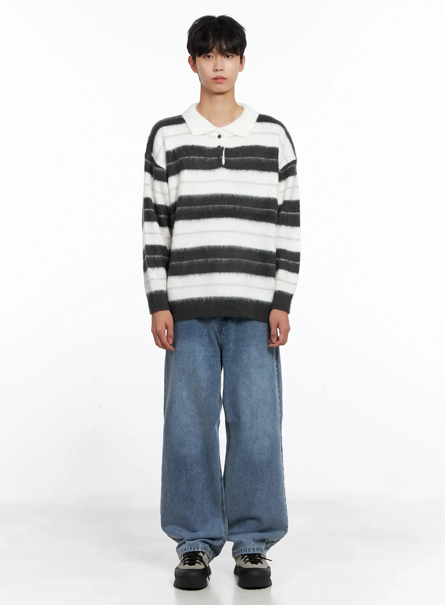 Men's Striped Knit Sweater (White) IS519