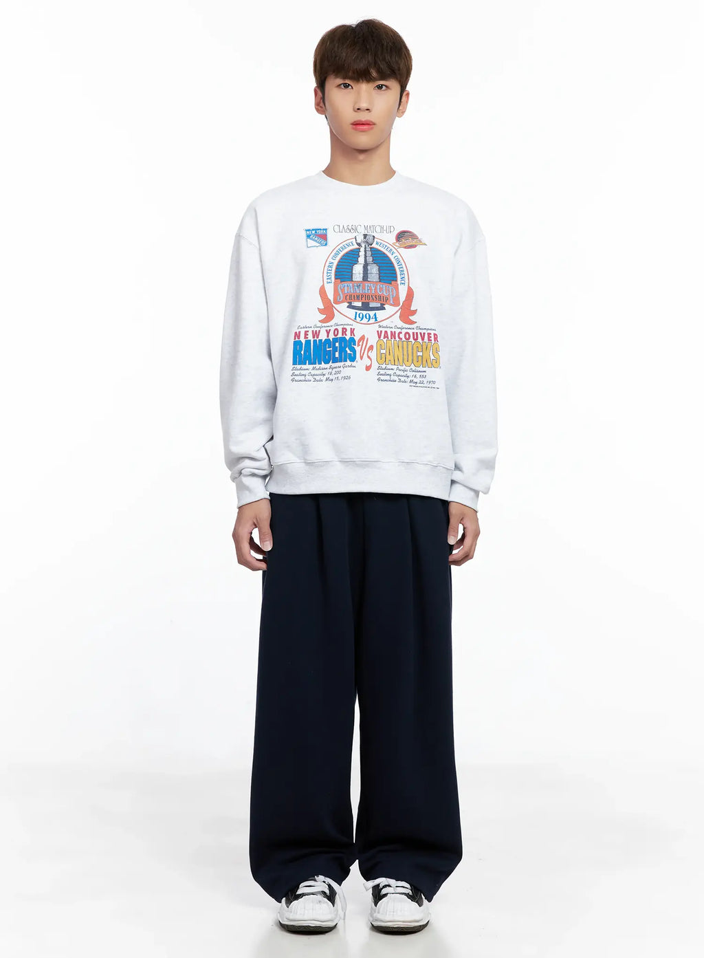 Men's Retro Sports Crewneck IO502