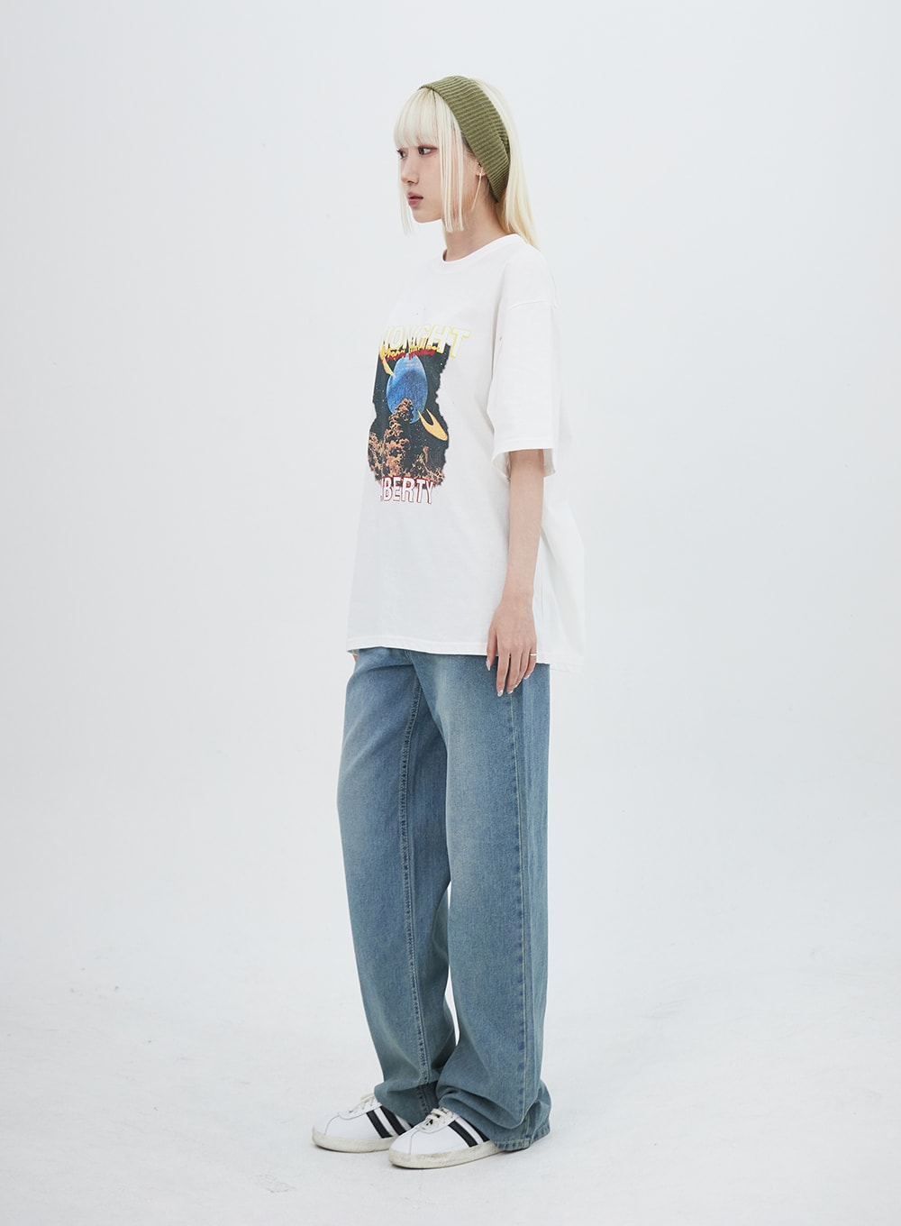 Graphic Oversized Tee IU313