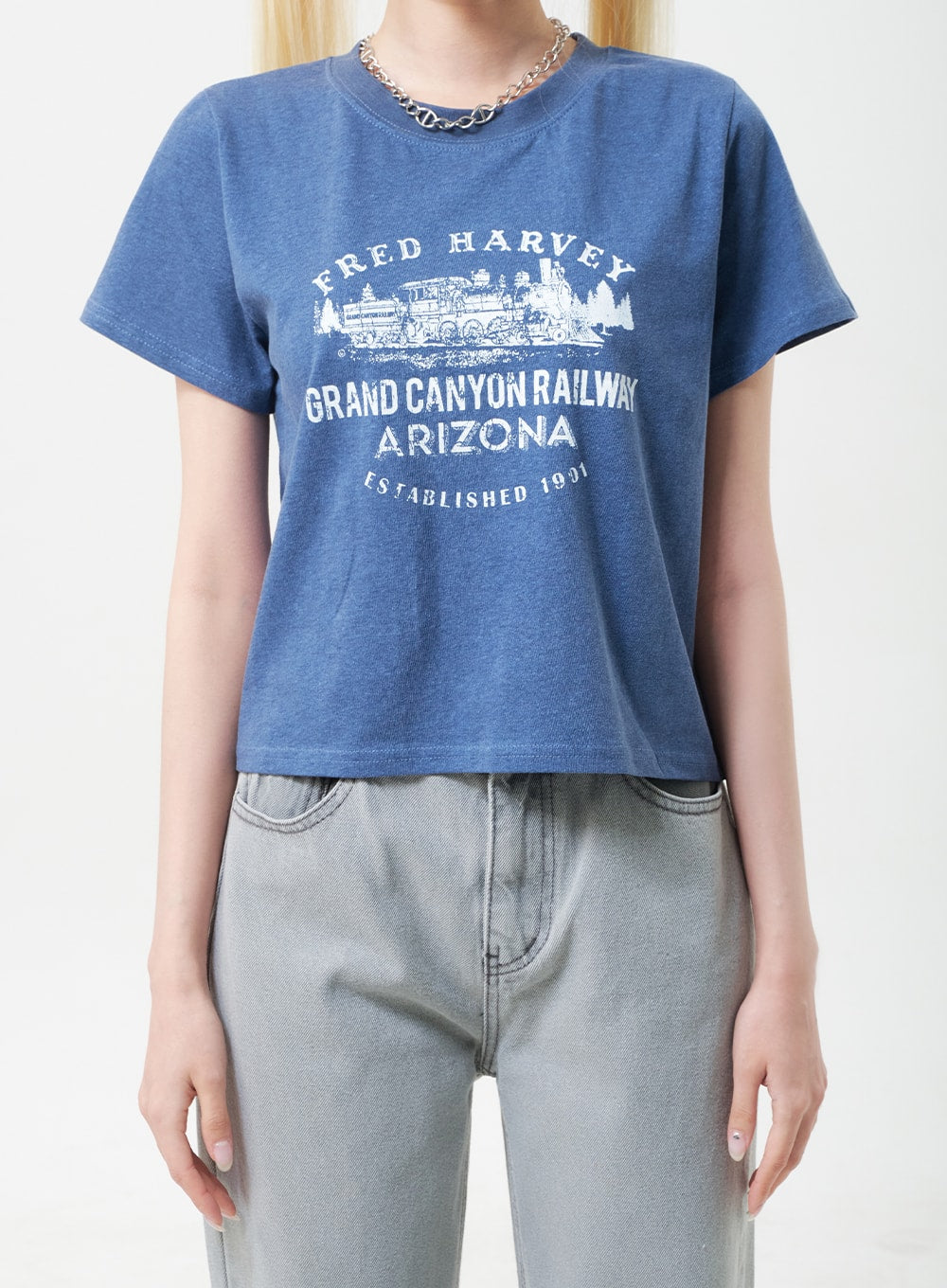 Wide Graphic Tee BU302