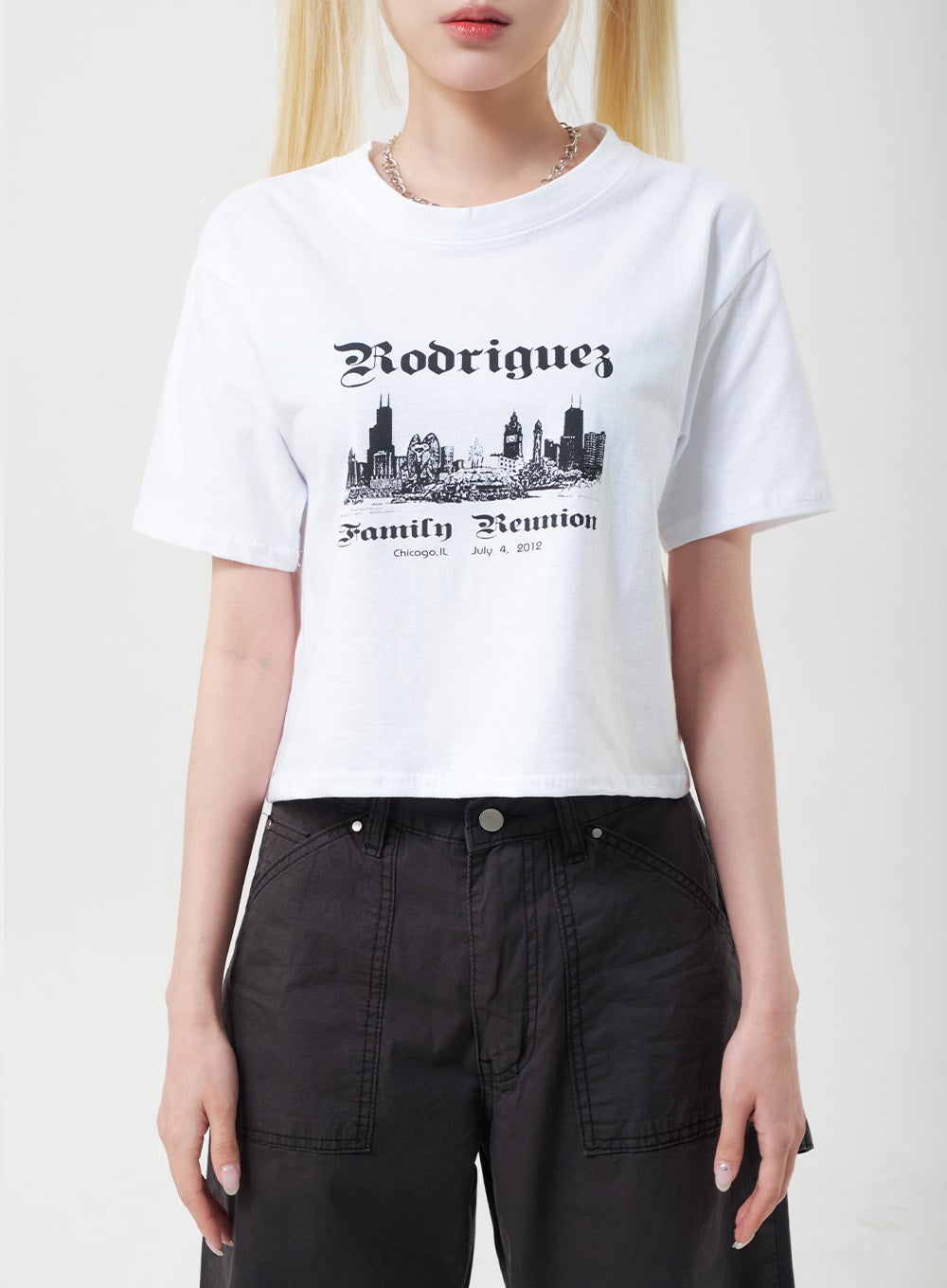 Crewneck Graphic Tee BU302