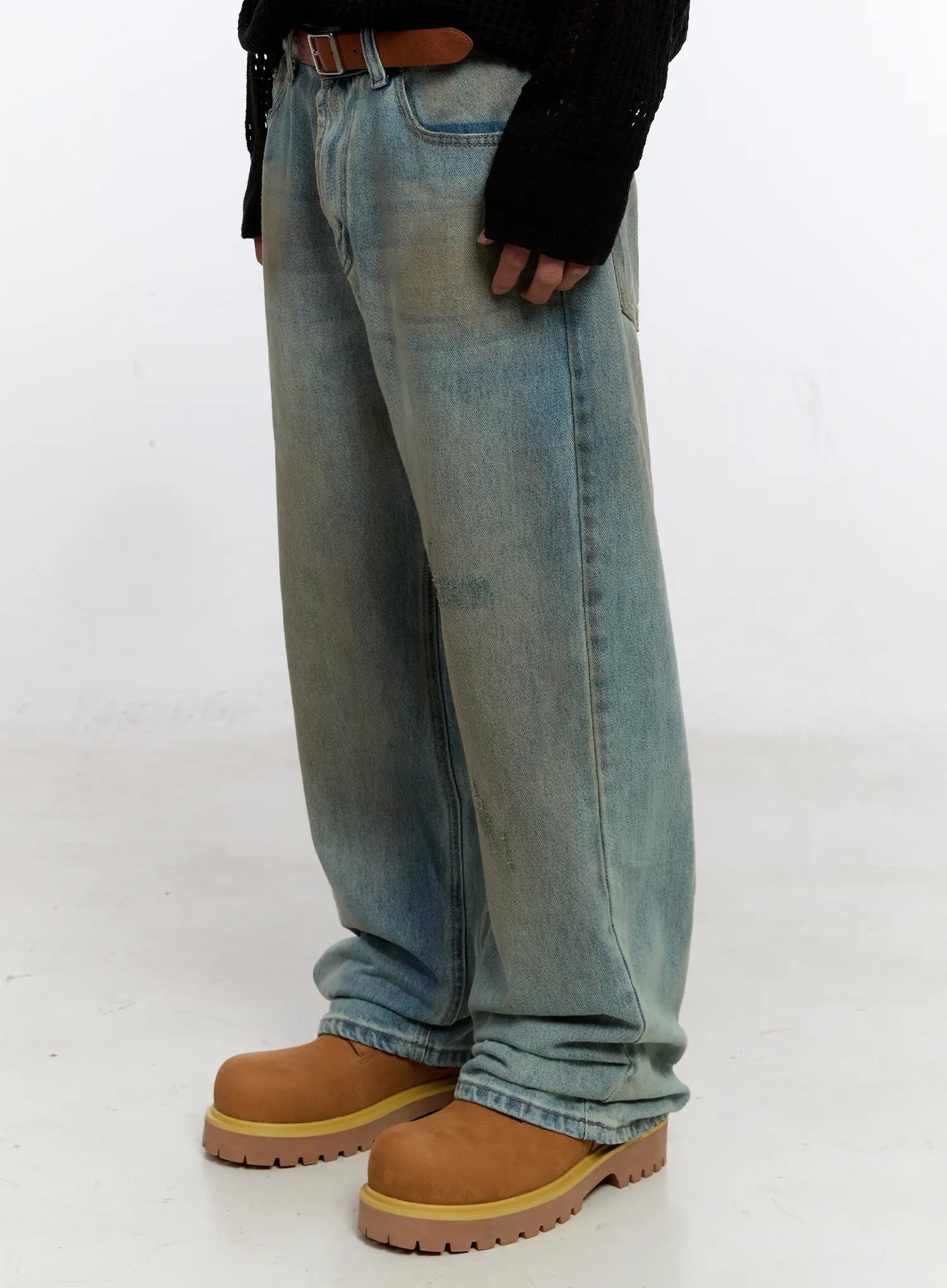 Men's Vintage Wash Wide Fit Jeans IS529