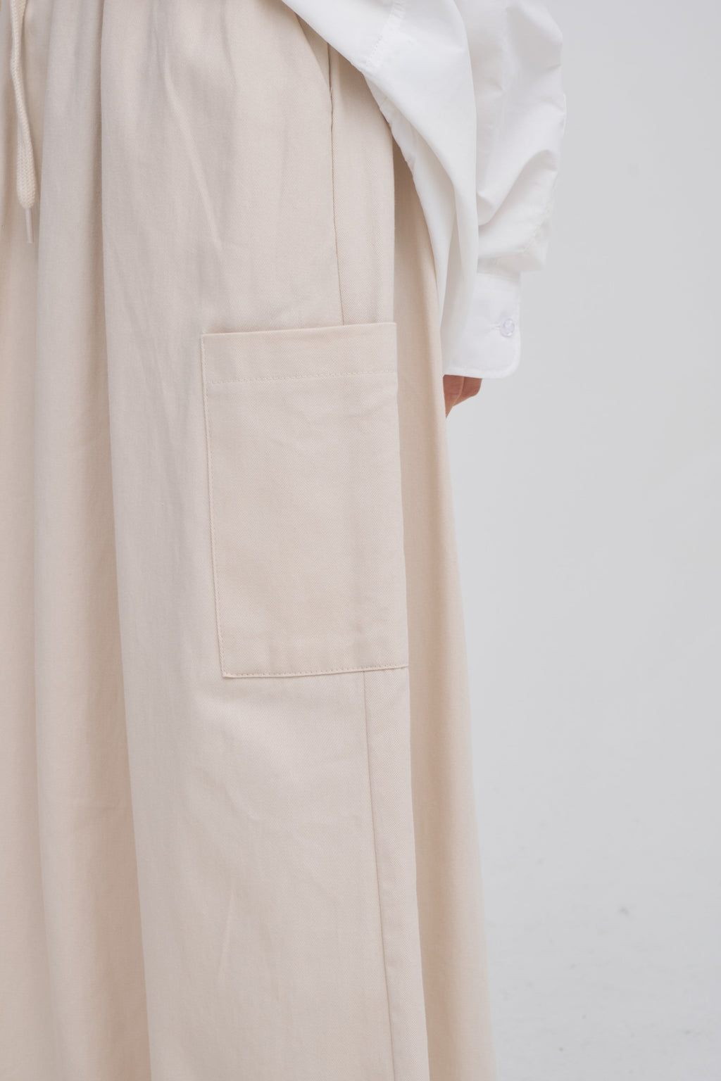 Elastic Waist Cargo Skirt