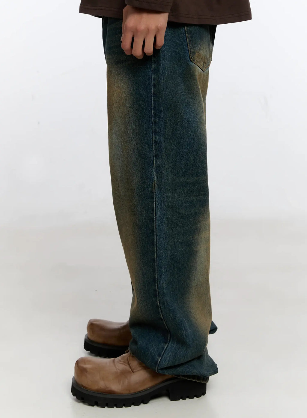 Men's Vintage Wash Wide Leg Jeans IS530