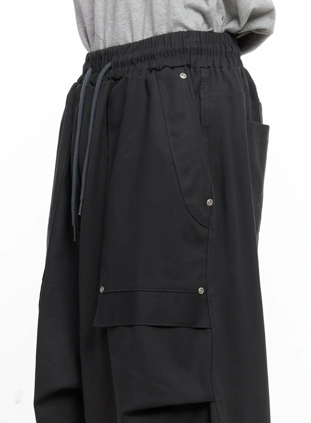 Men's Parachute Wide Pants IO506