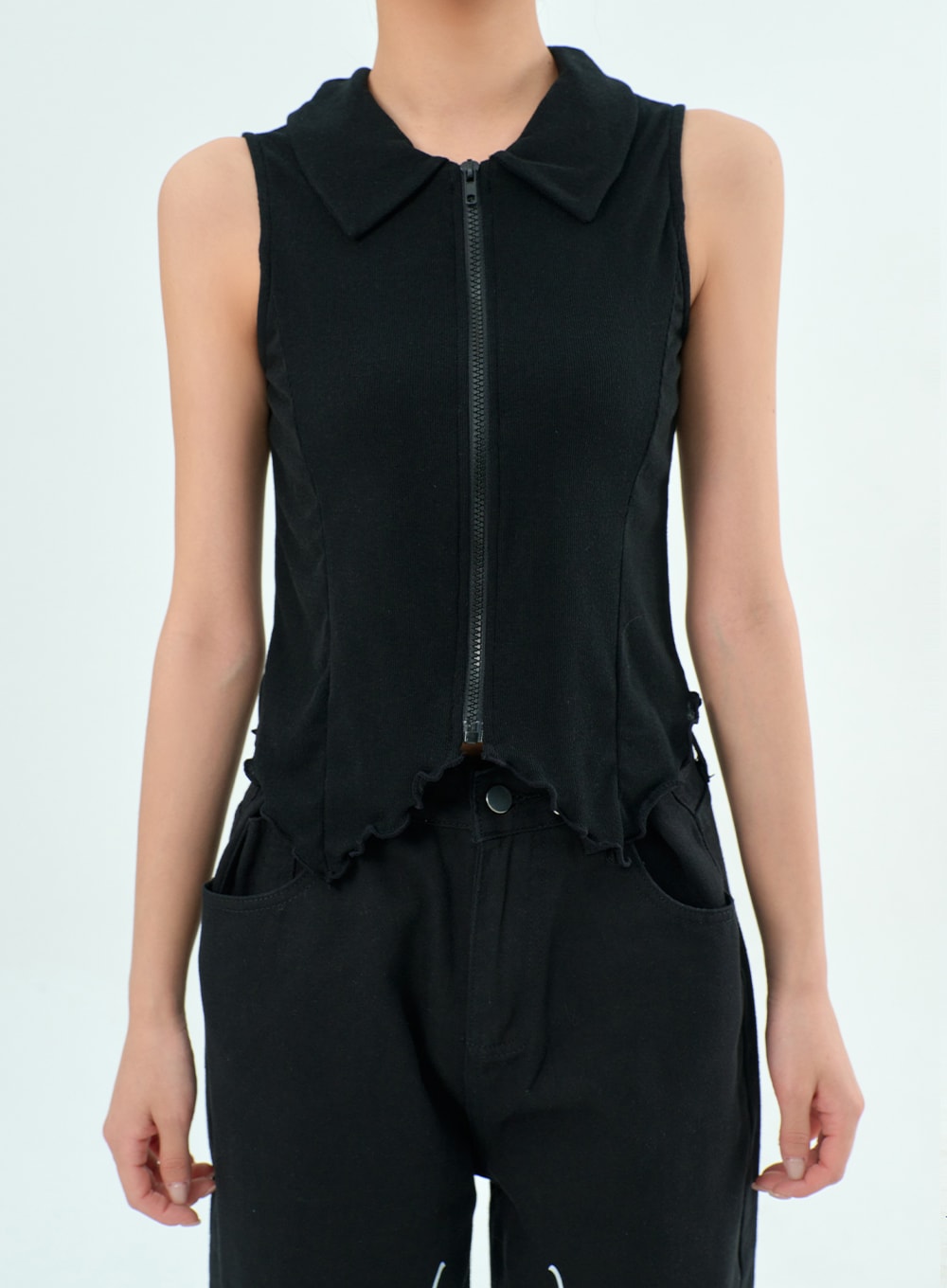 Sleeveless Zip-Up Top BY308