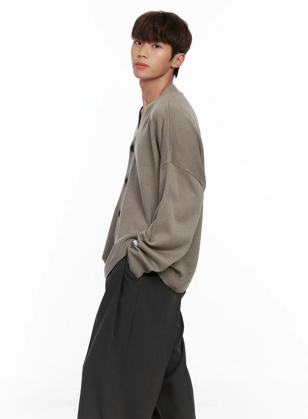 Men's Oversized V-Neck Cardigan IO506