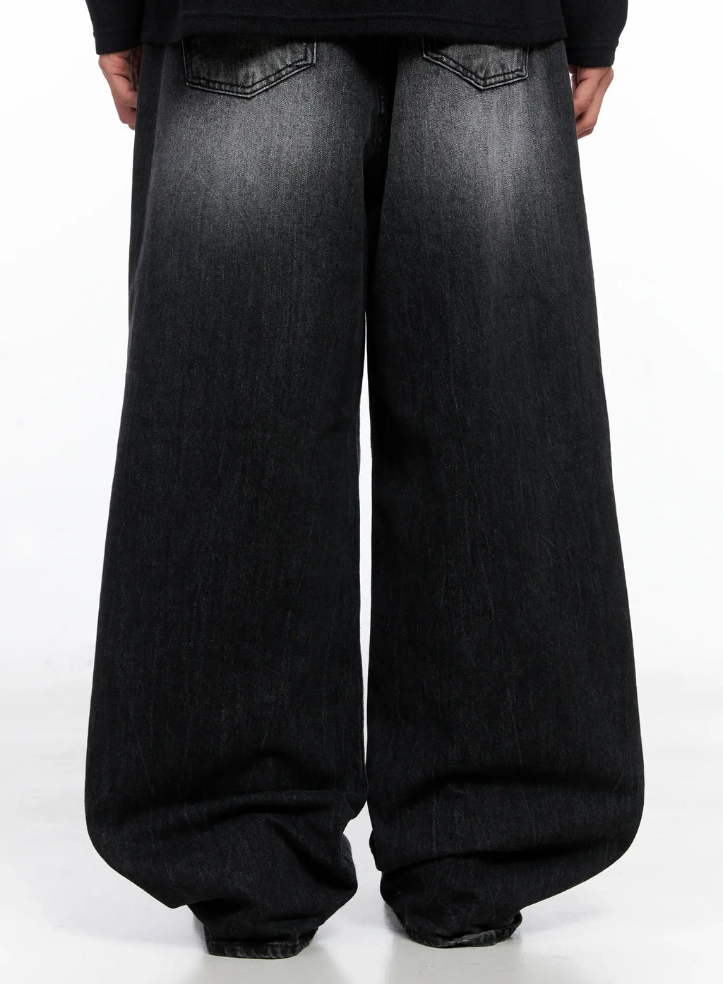 Men's Wide-Leg Washed Jeans IO502