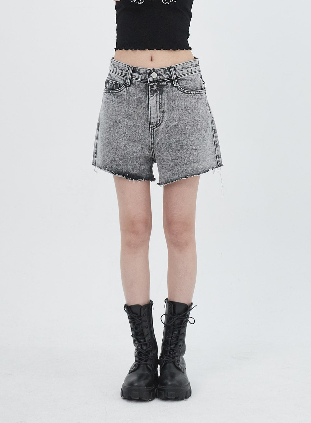 Wide Denim Shorts IU313