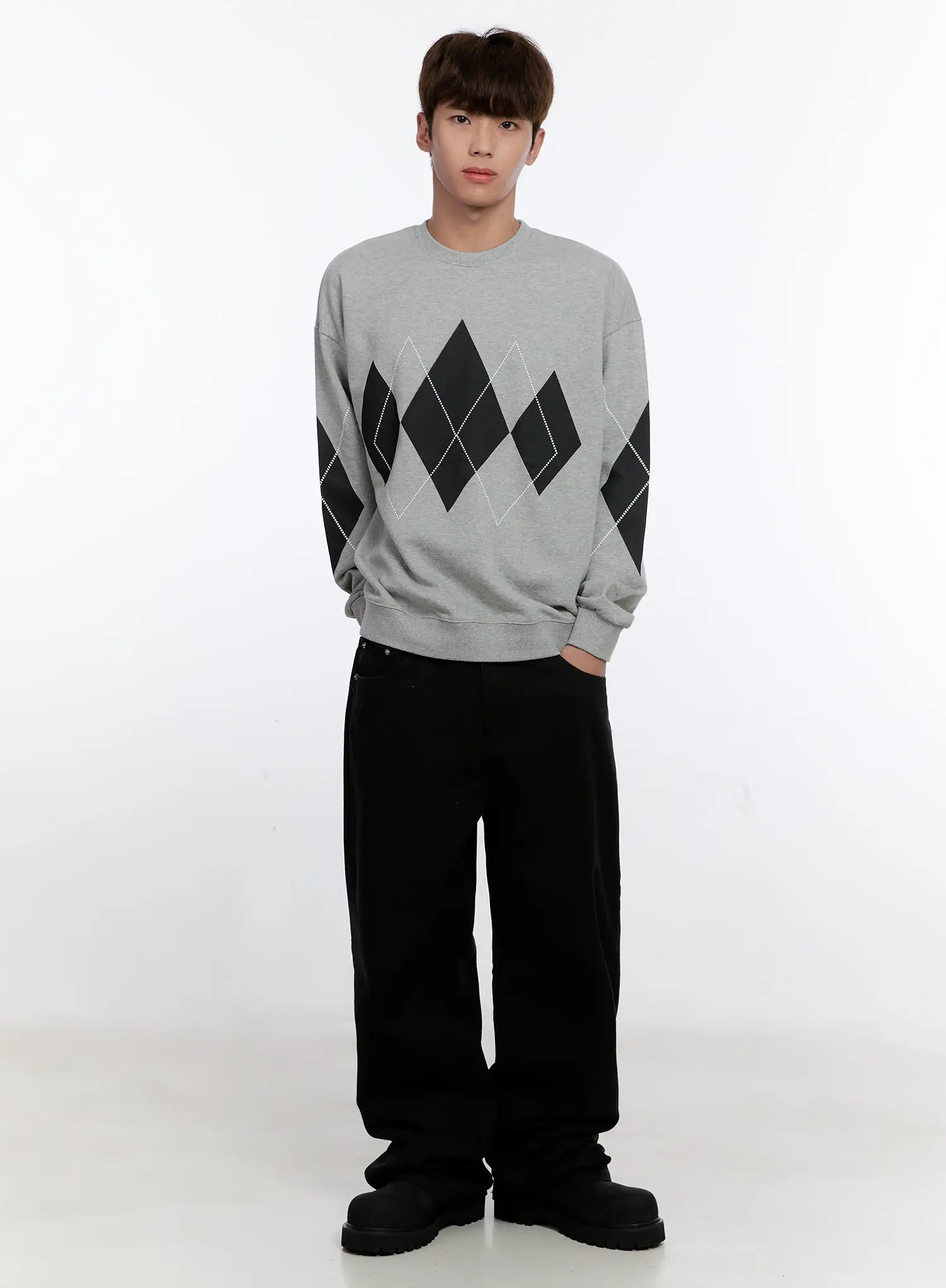Men's Argyle Pattern Sweatshirt IS530