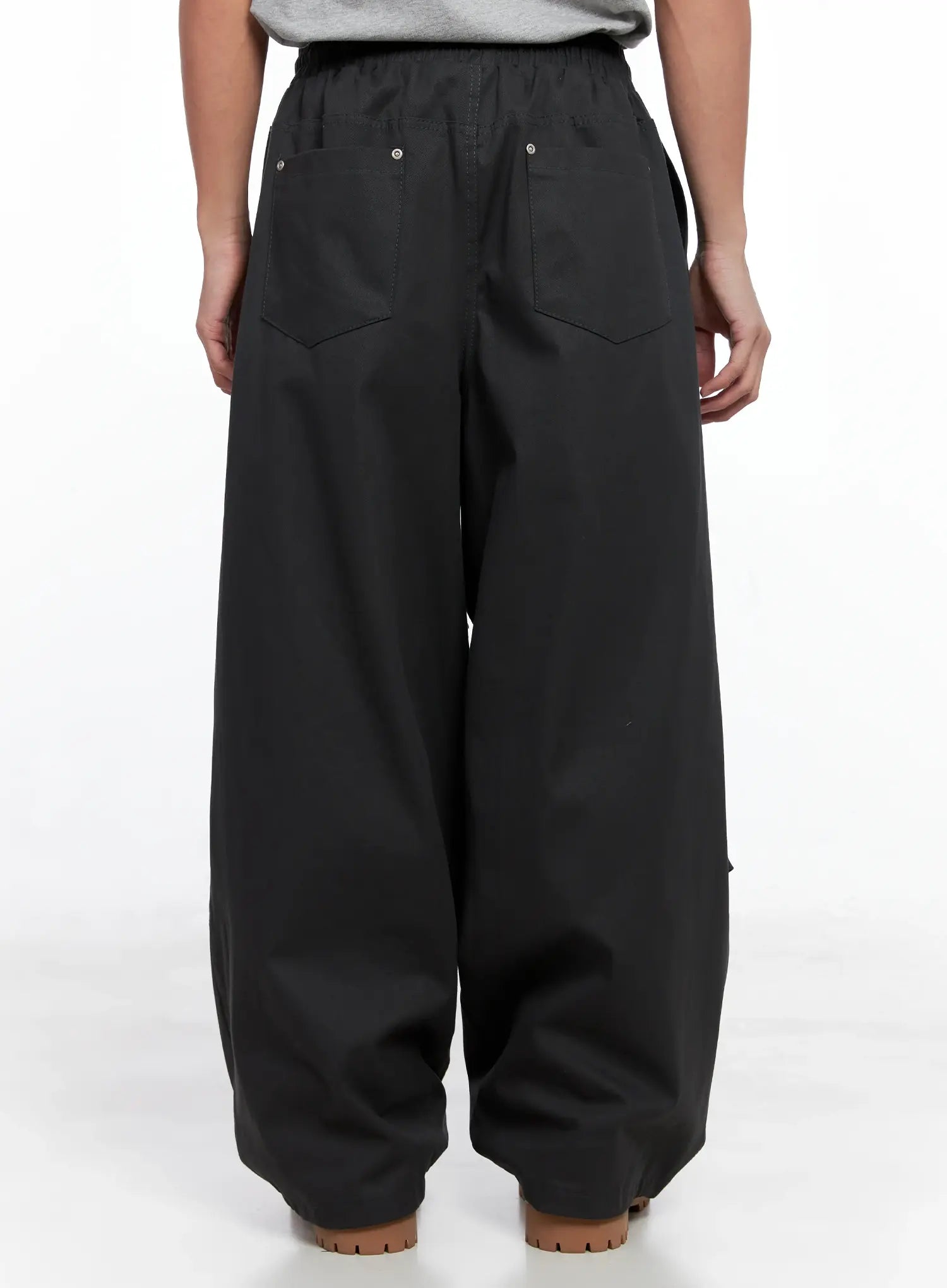 Men's Parachute Wide Pants IO506