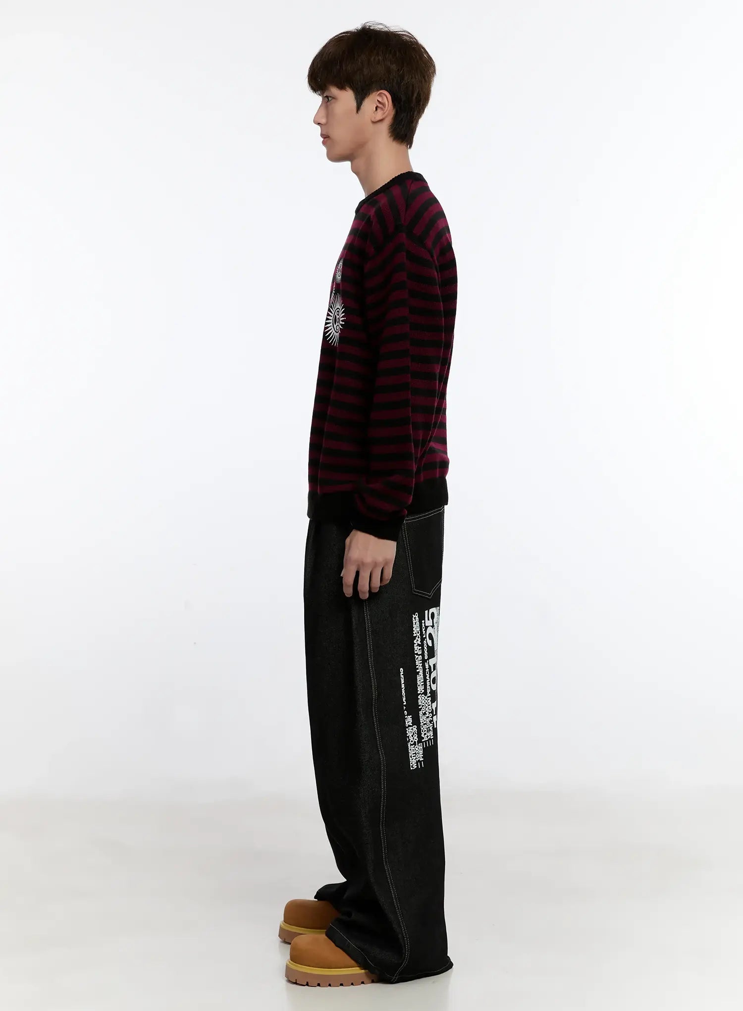 Men's Graphic Jeans (Black) IS529