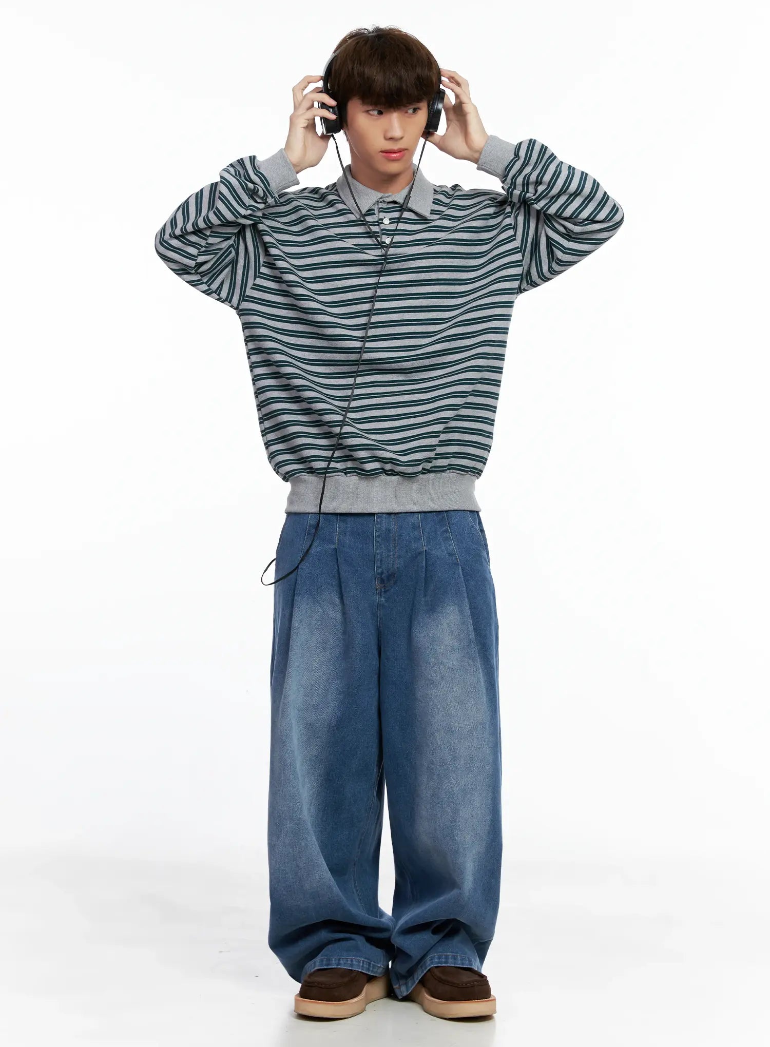 Men's Wide-Leg Two-Tuck Jeans IO502