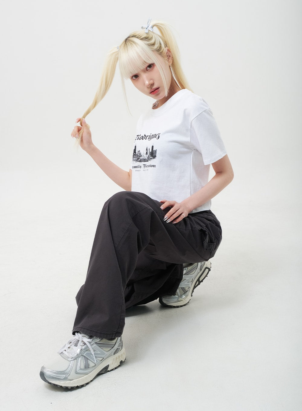 Crewneck Graphic Tee BU302