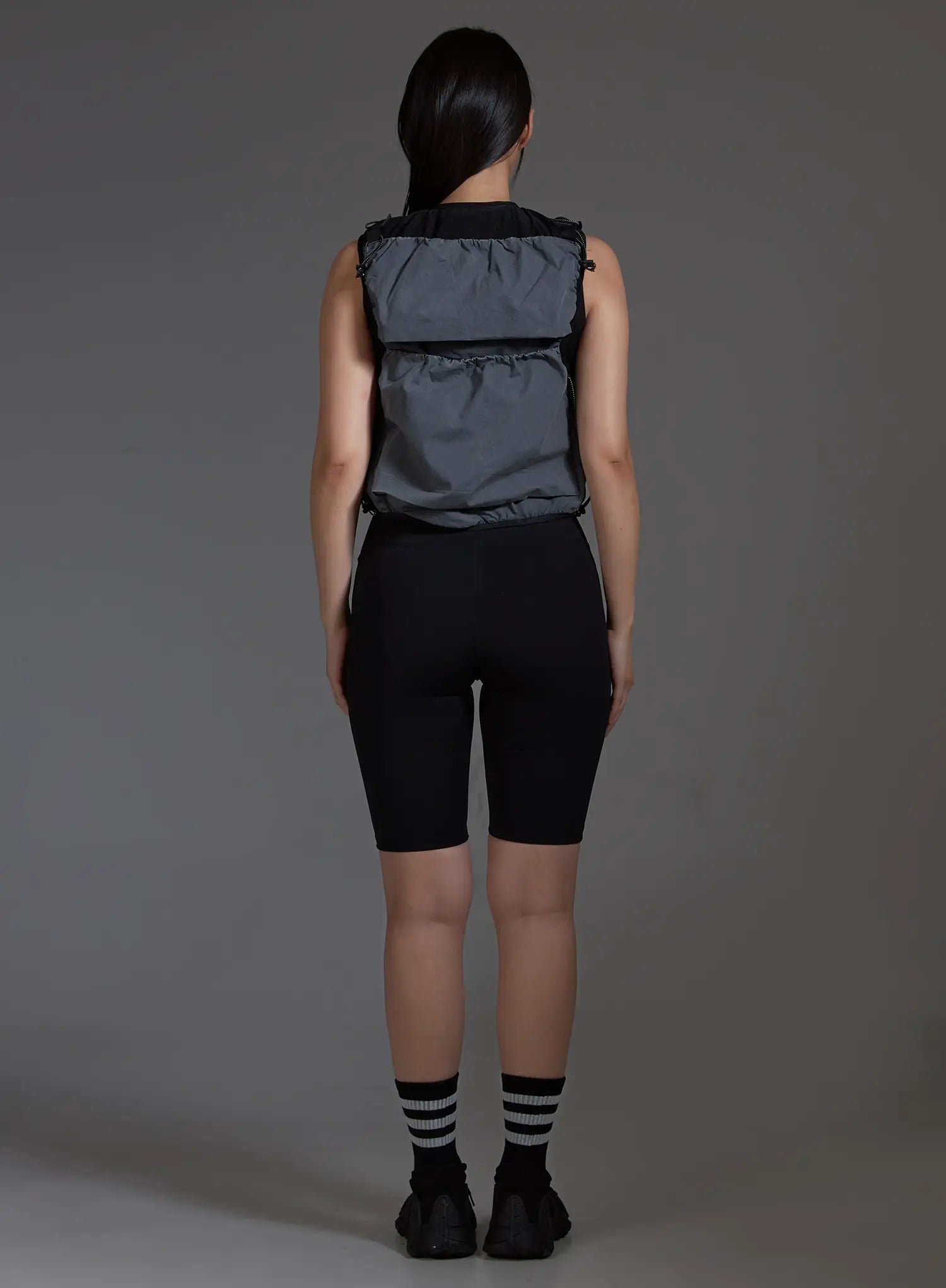 Sporty Utility Running Vest (Dark Gray) IO517