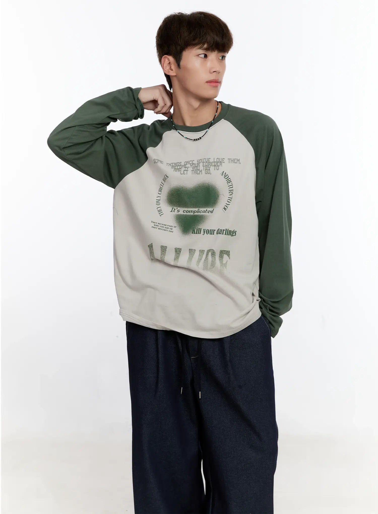 Men's Graphic Raglan Long Sleeve T-Shirt IS529