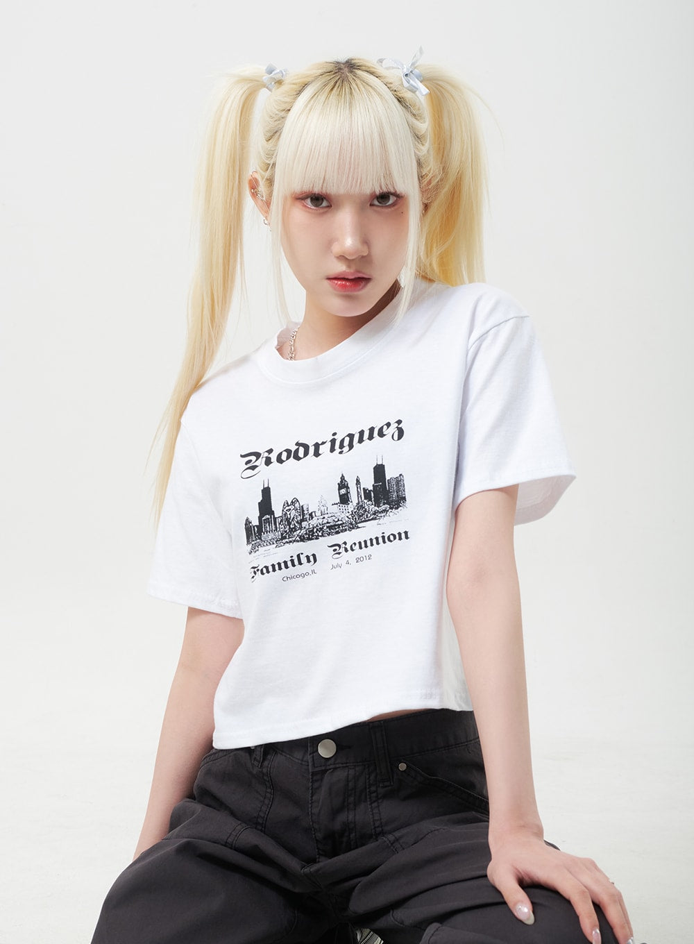 Crewneck Graphic Tee BU302