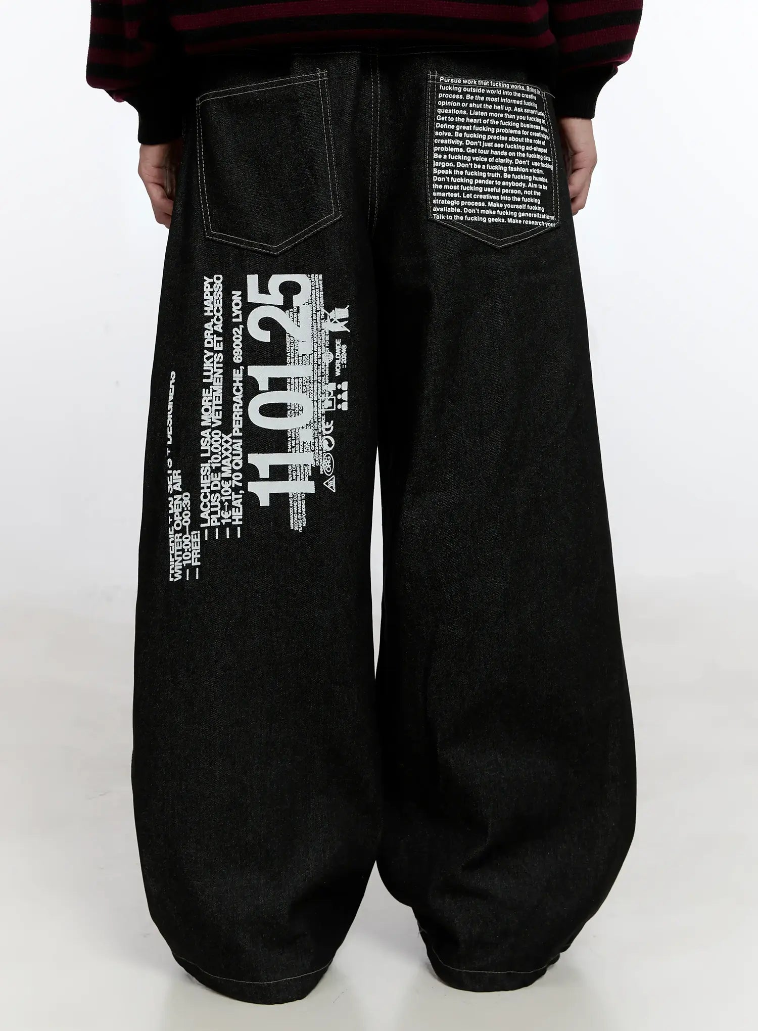 Men's Graphic Jeans (Black) IS529