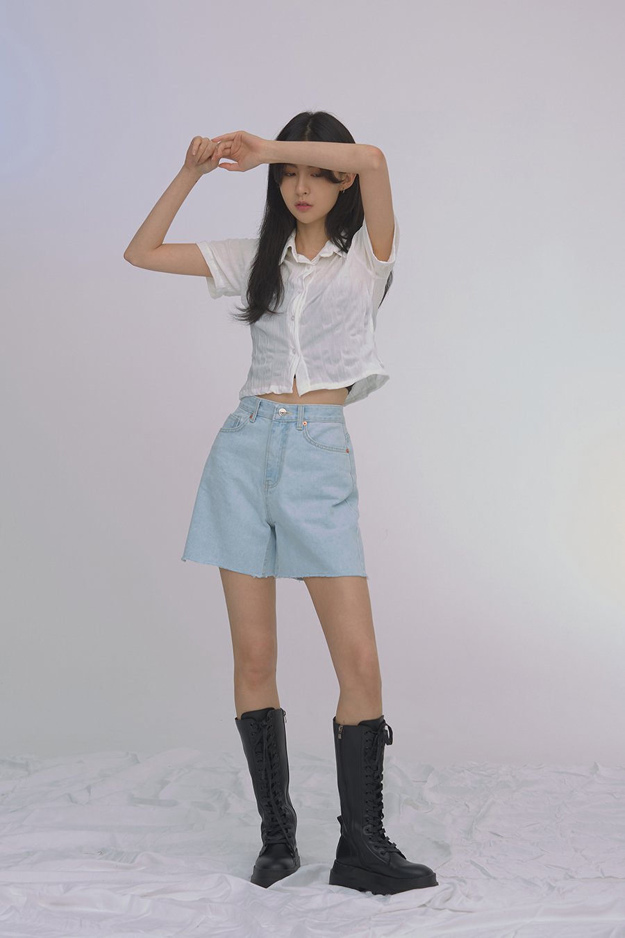 Wrinkled Button Down Crop Top CA04