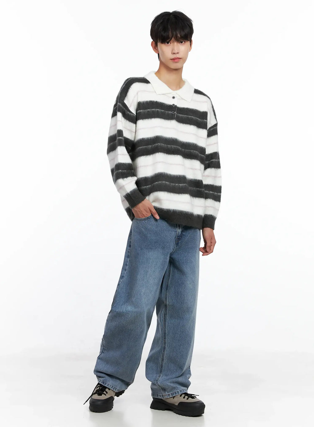Men's Striped Knit Sweater (White) IS519