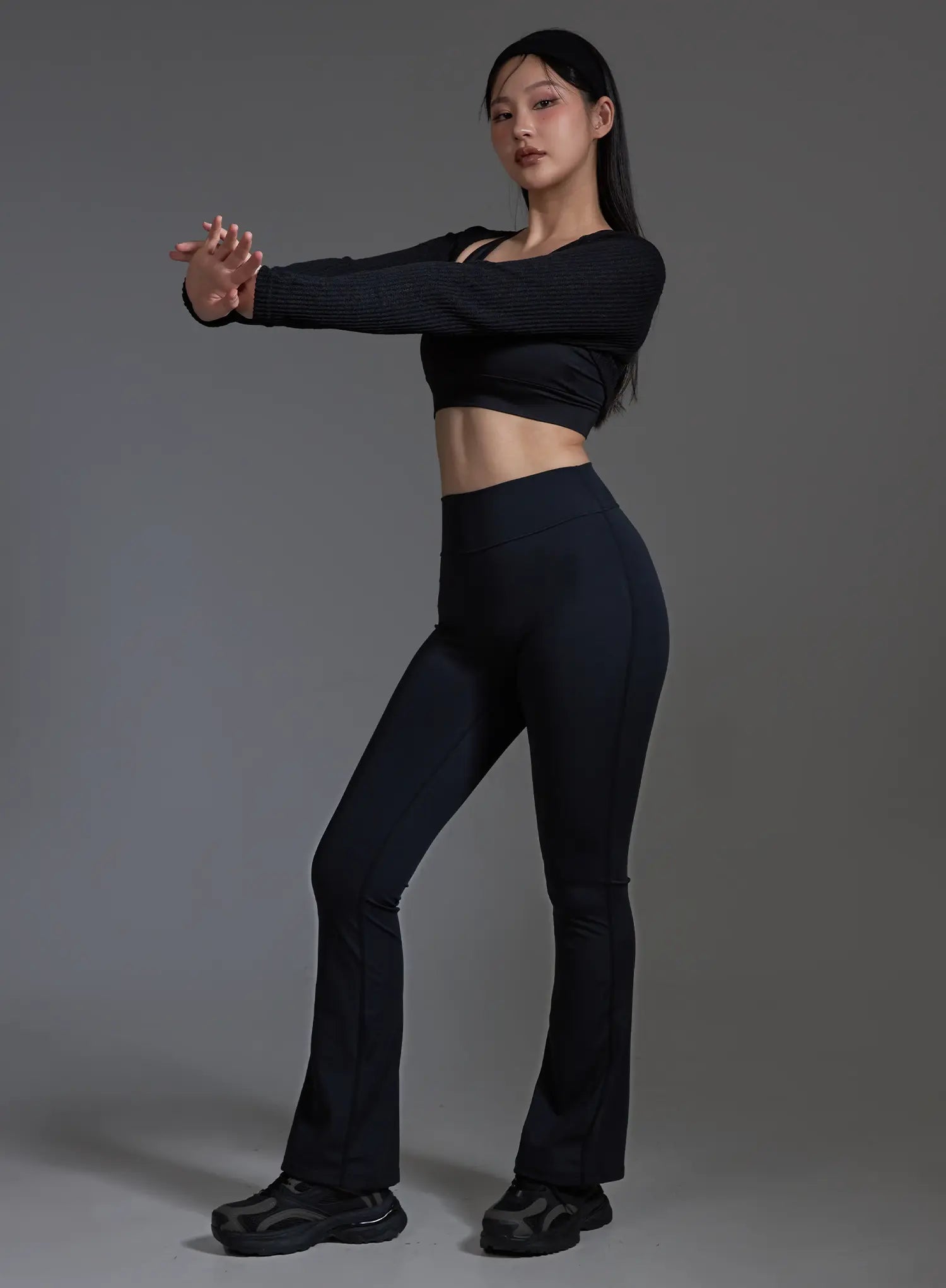 Ribbed Bolero Top (Black) IO517