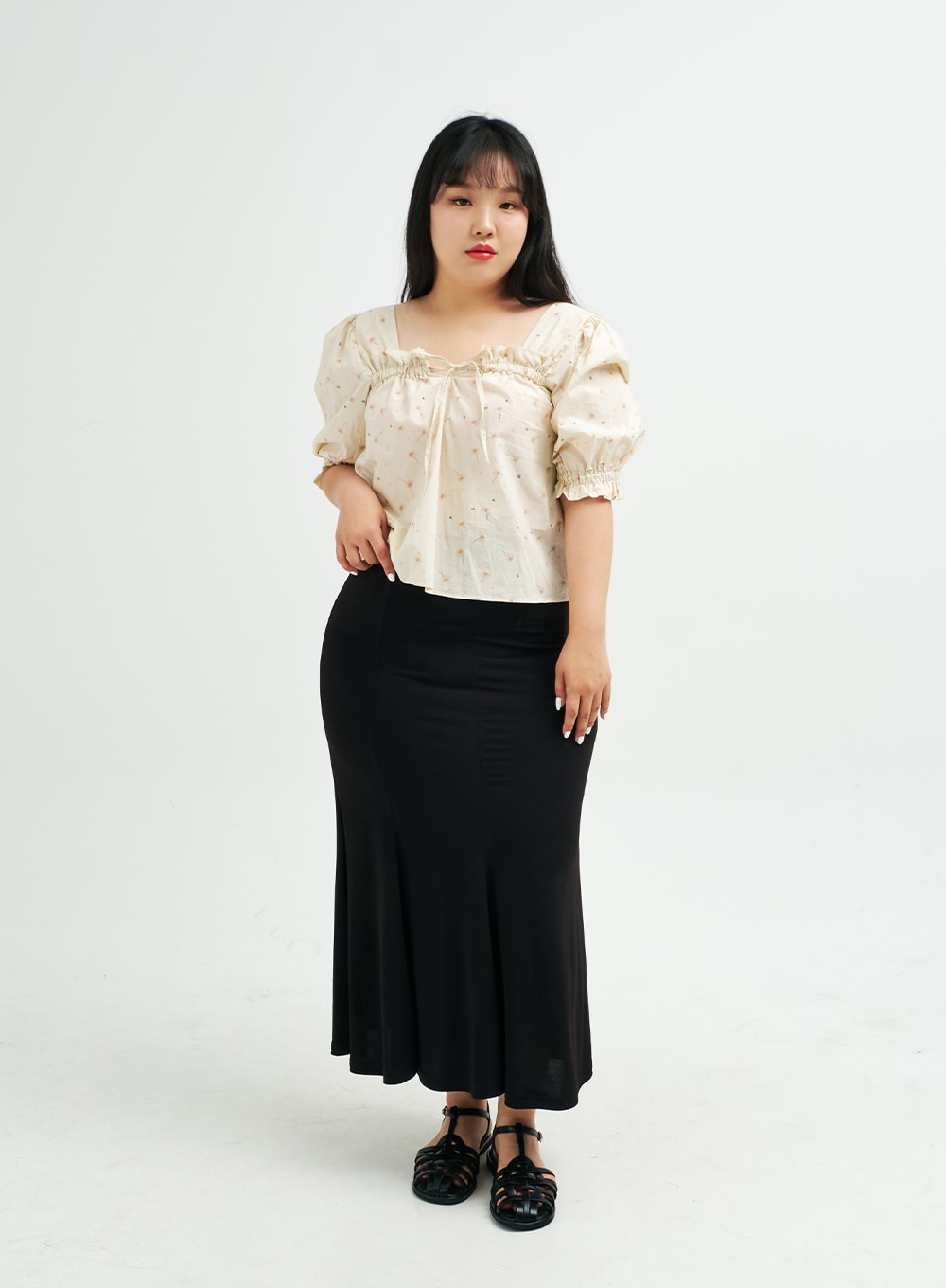 Plus Square Neck Flower Blouse IY24