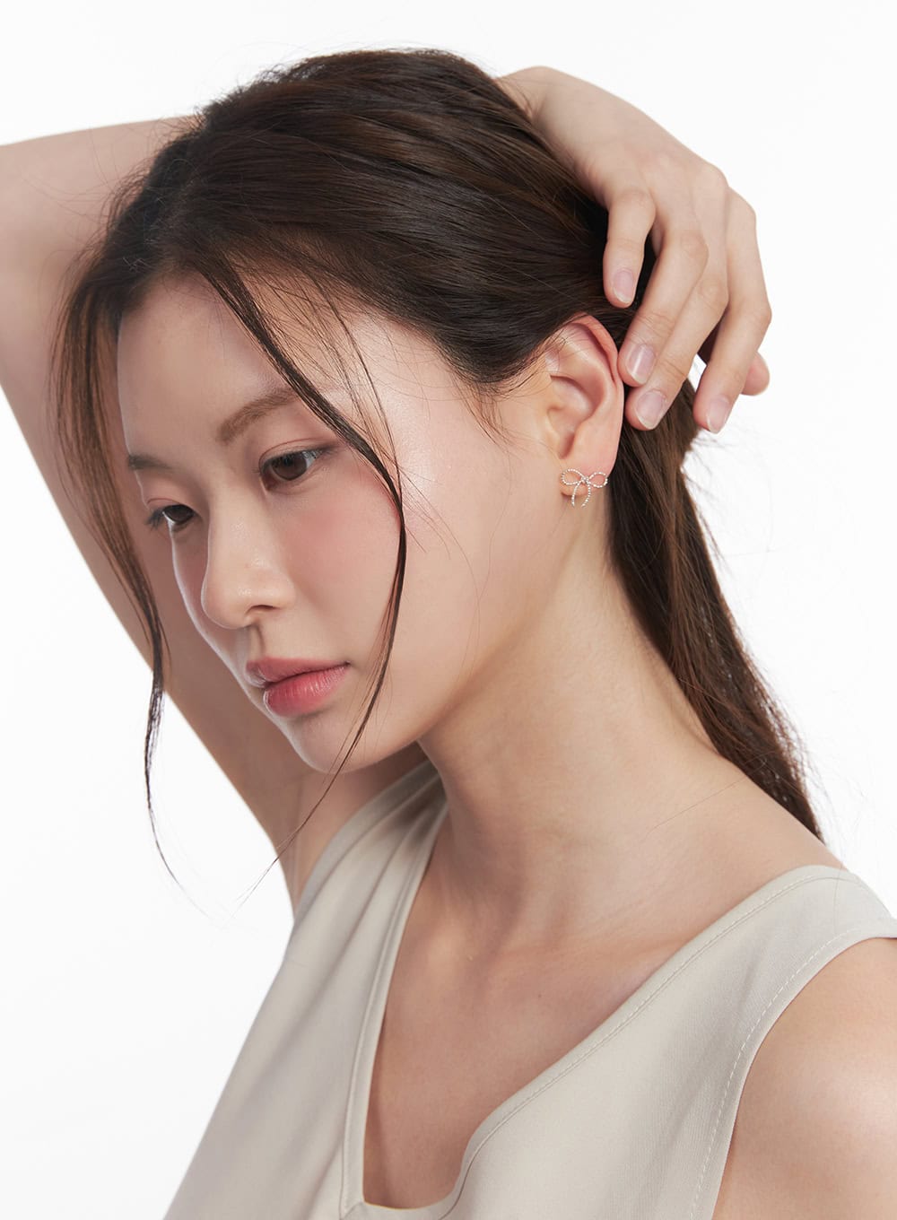 Noir Knot Ribbon Earrings IM531