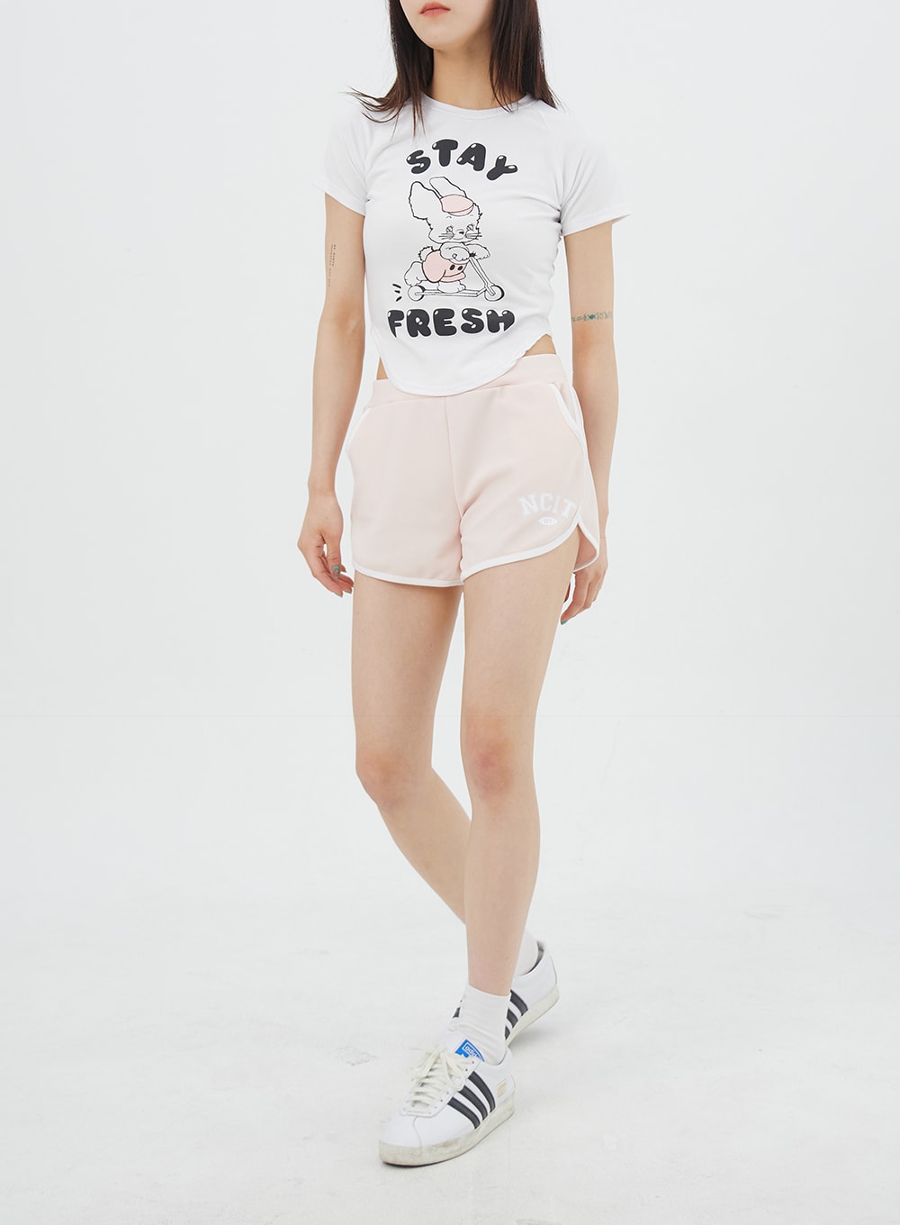 Round Hem Bunny Tee IY325