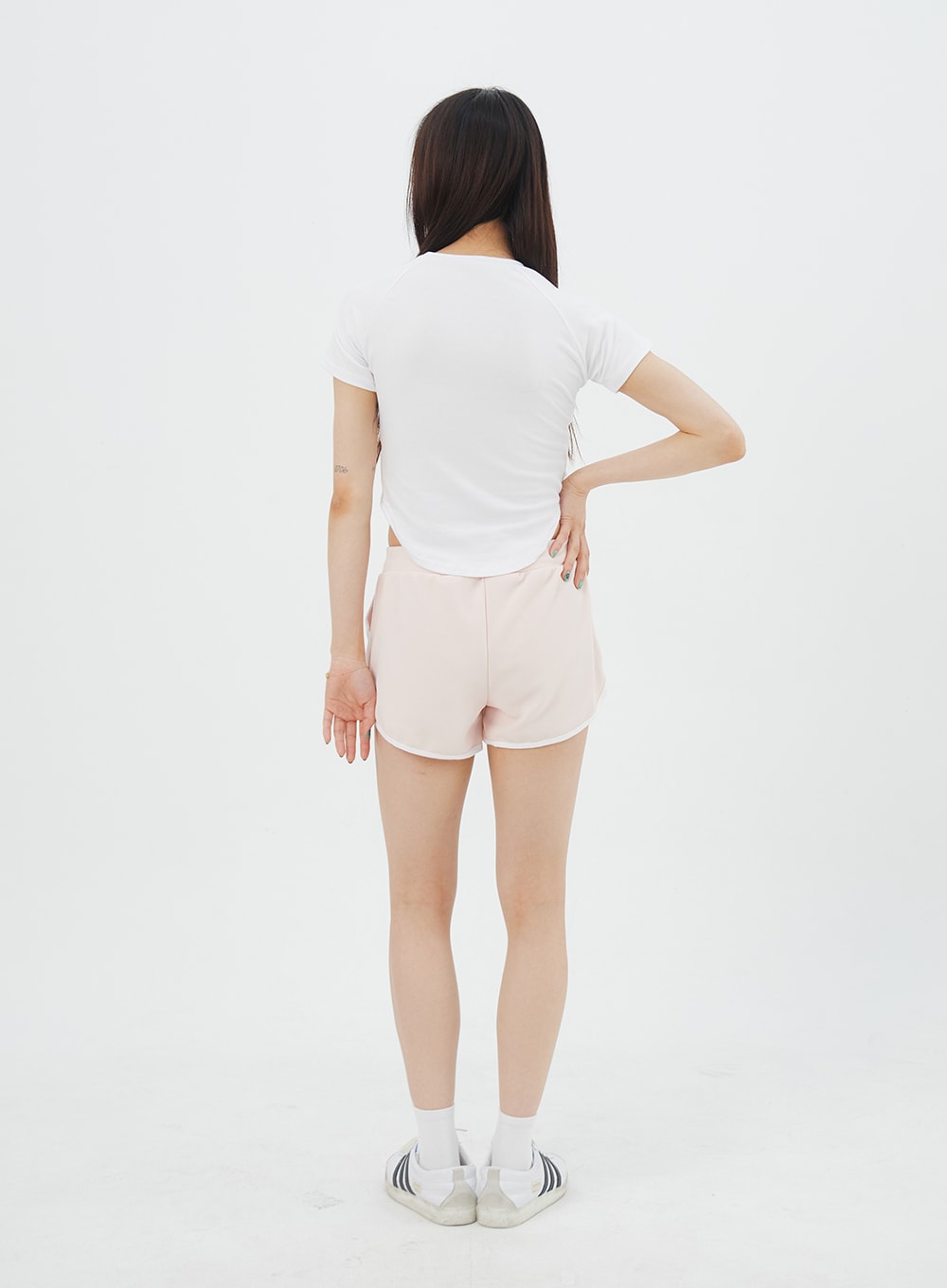 Round Hem Bunny Tee IY325