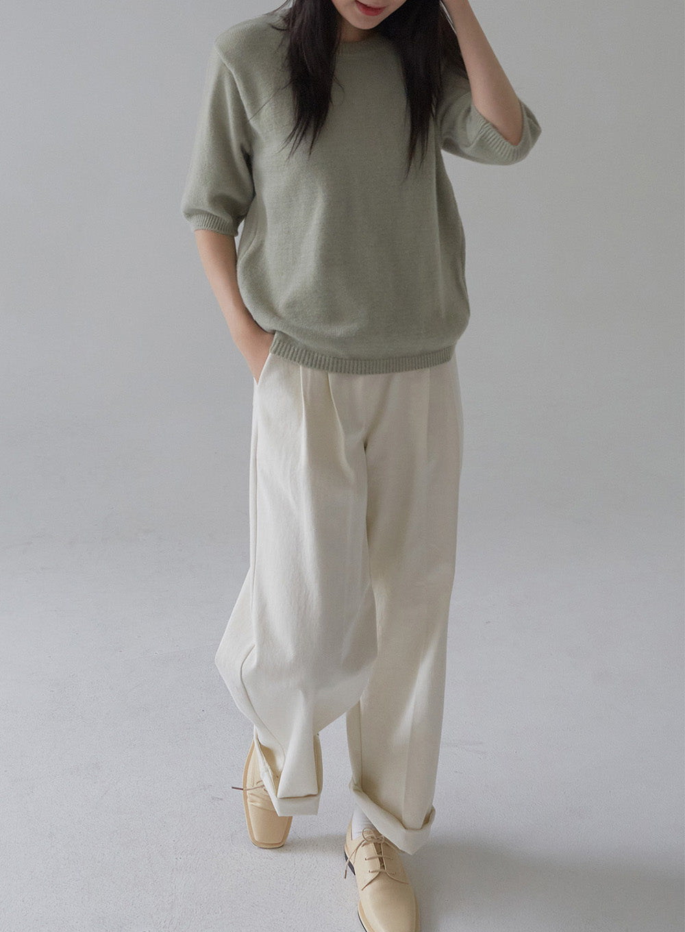 Round Neck Half Sleeve Knit